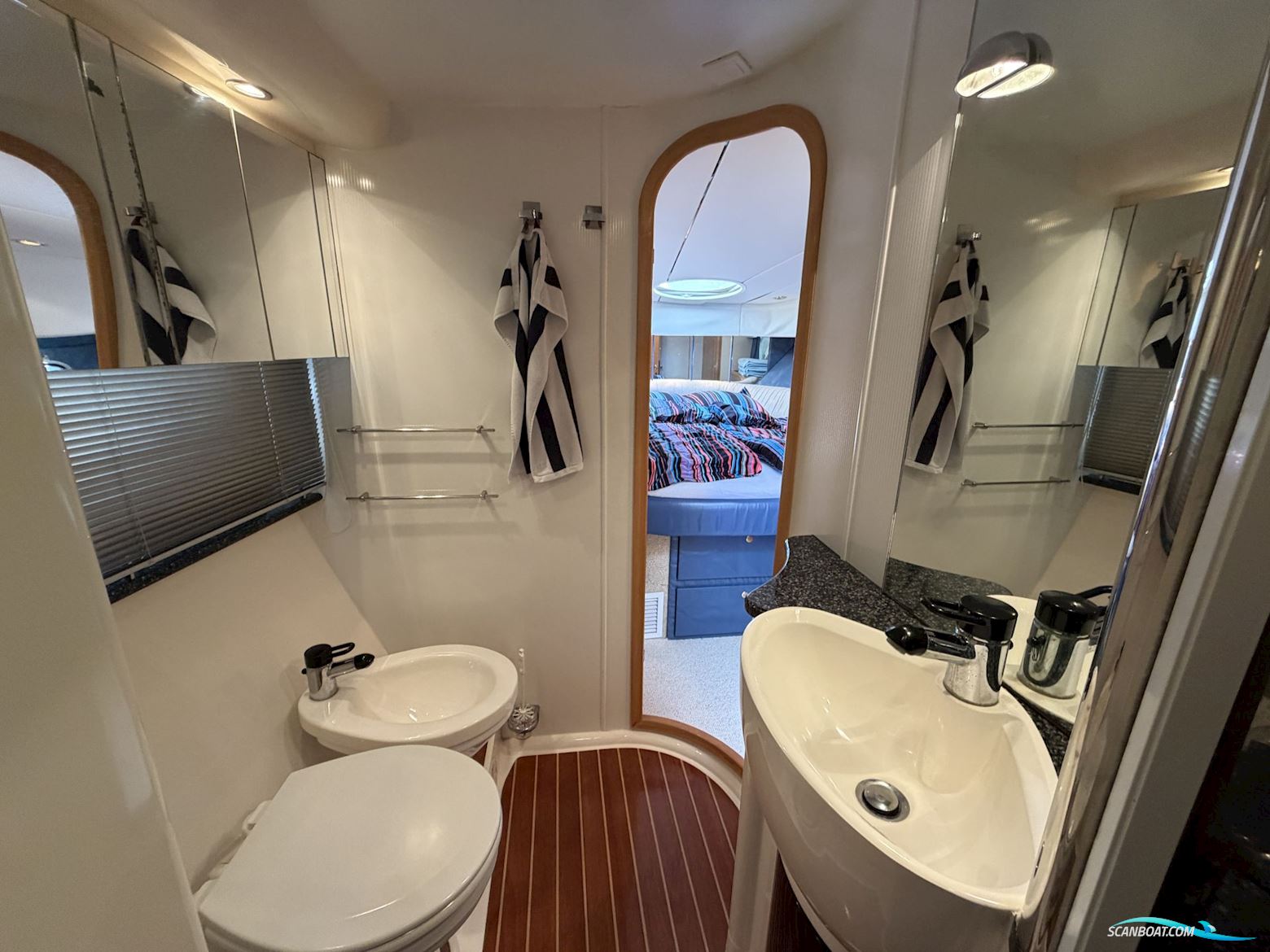 Fairline Squadron 43