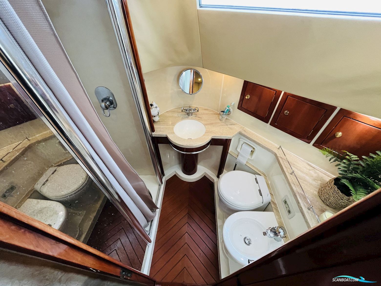 Fairline Squadron 52