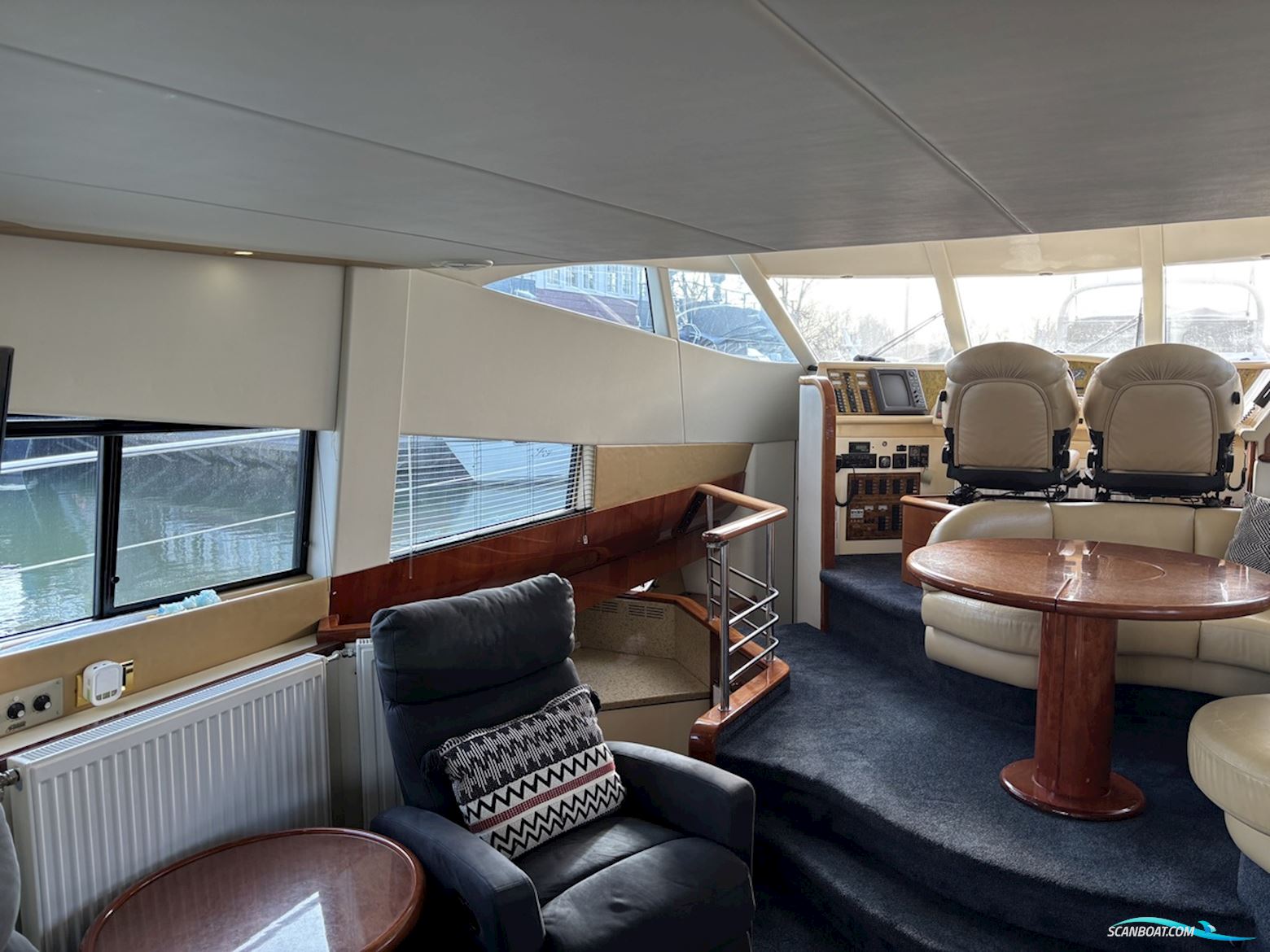 Fairline Squadron 52