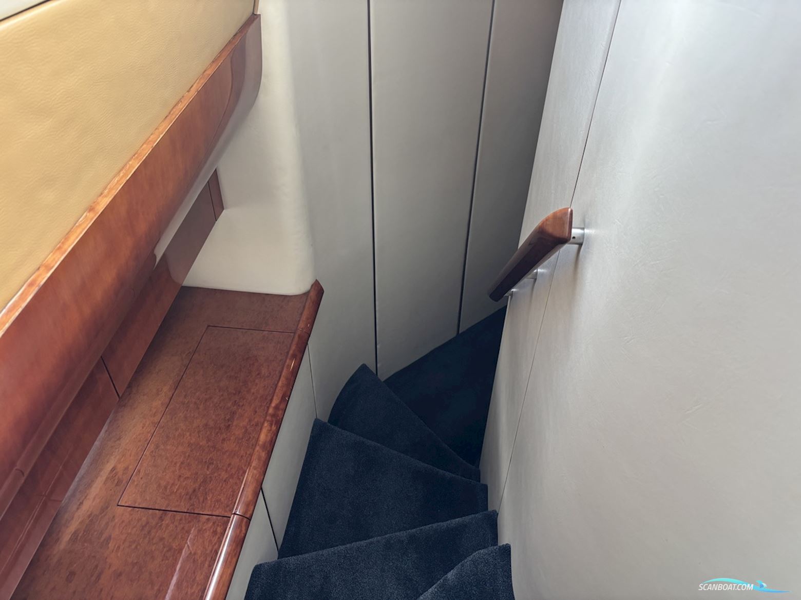 Fairline Squadron 52