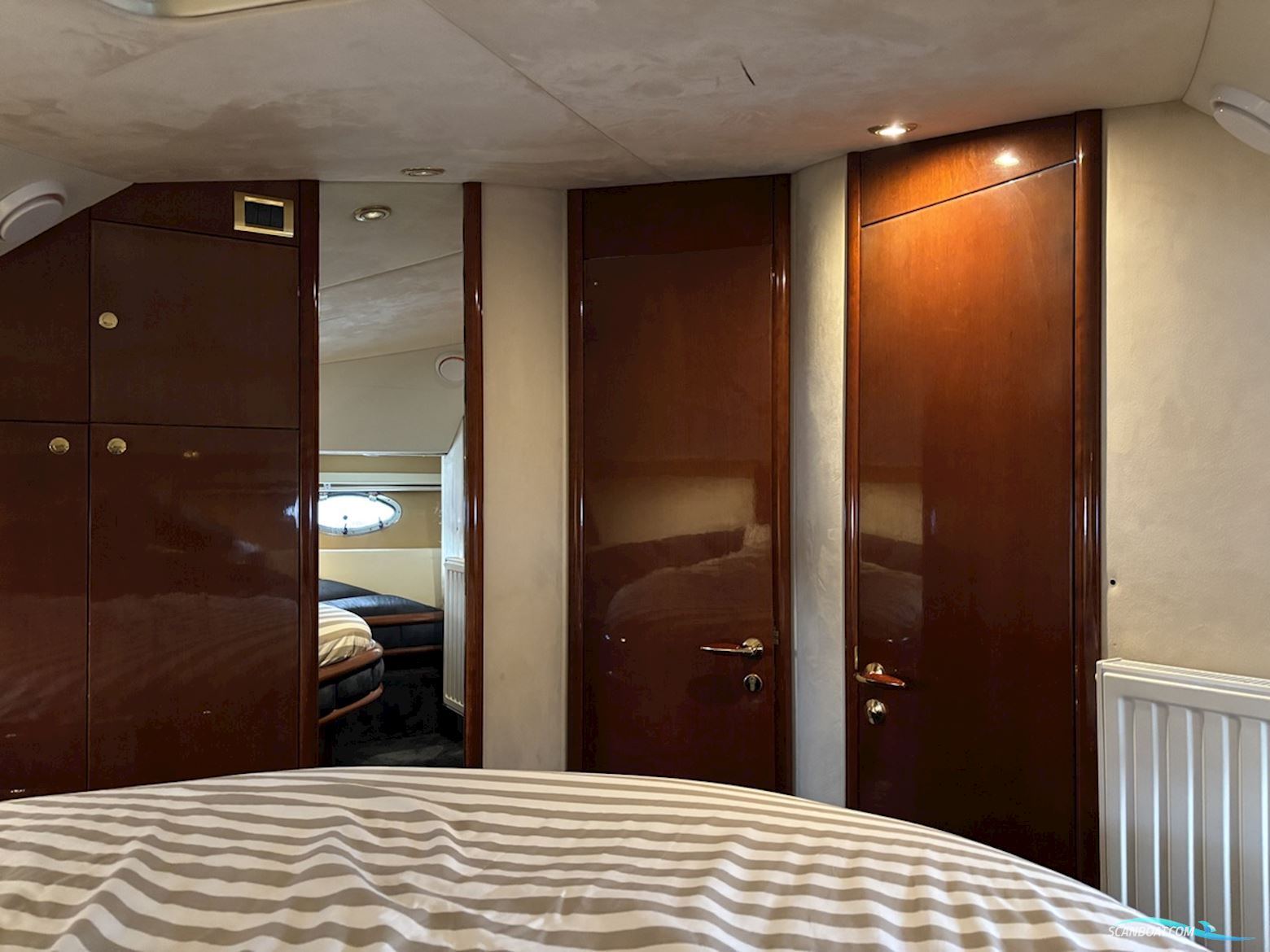 Fairline Squadron 52