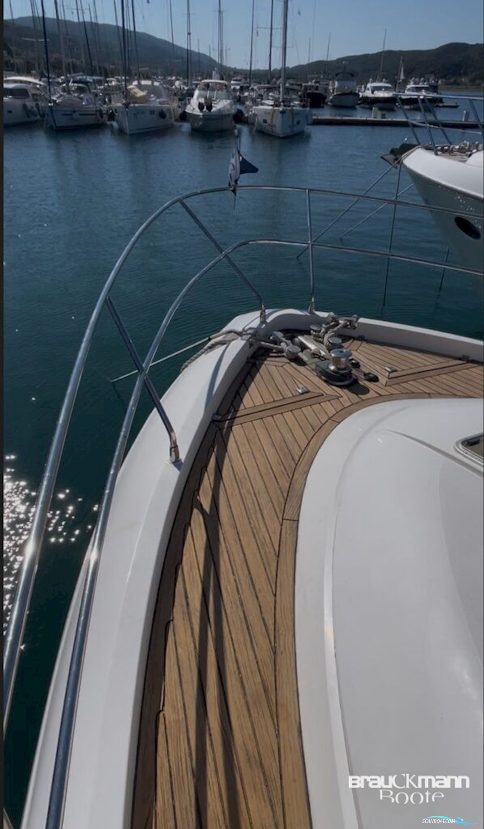 Fairline Squadron 52