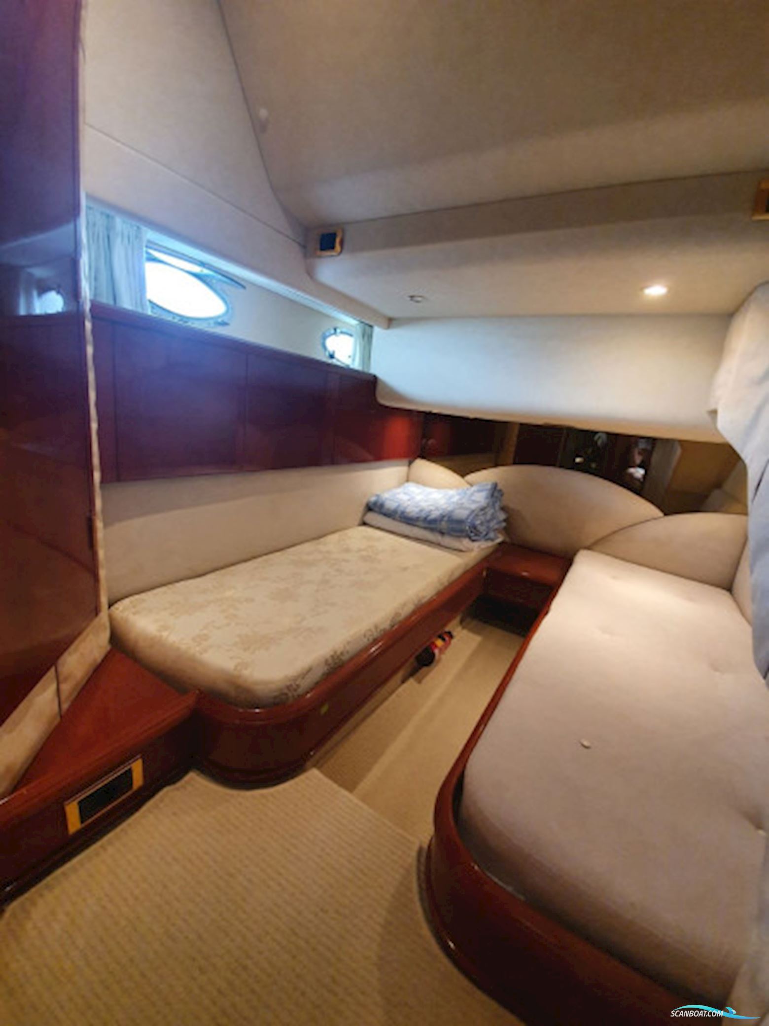 Fairline Squadron 55 Fly