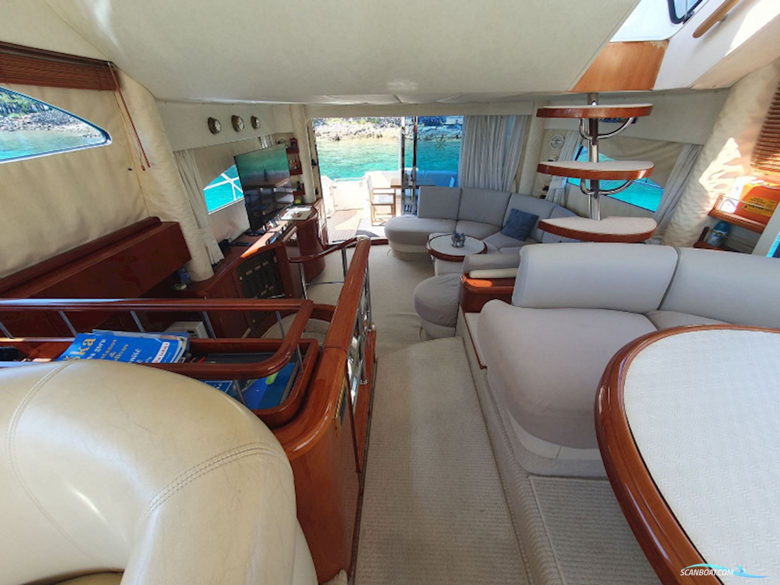 Fairline Squadron 55 Fly