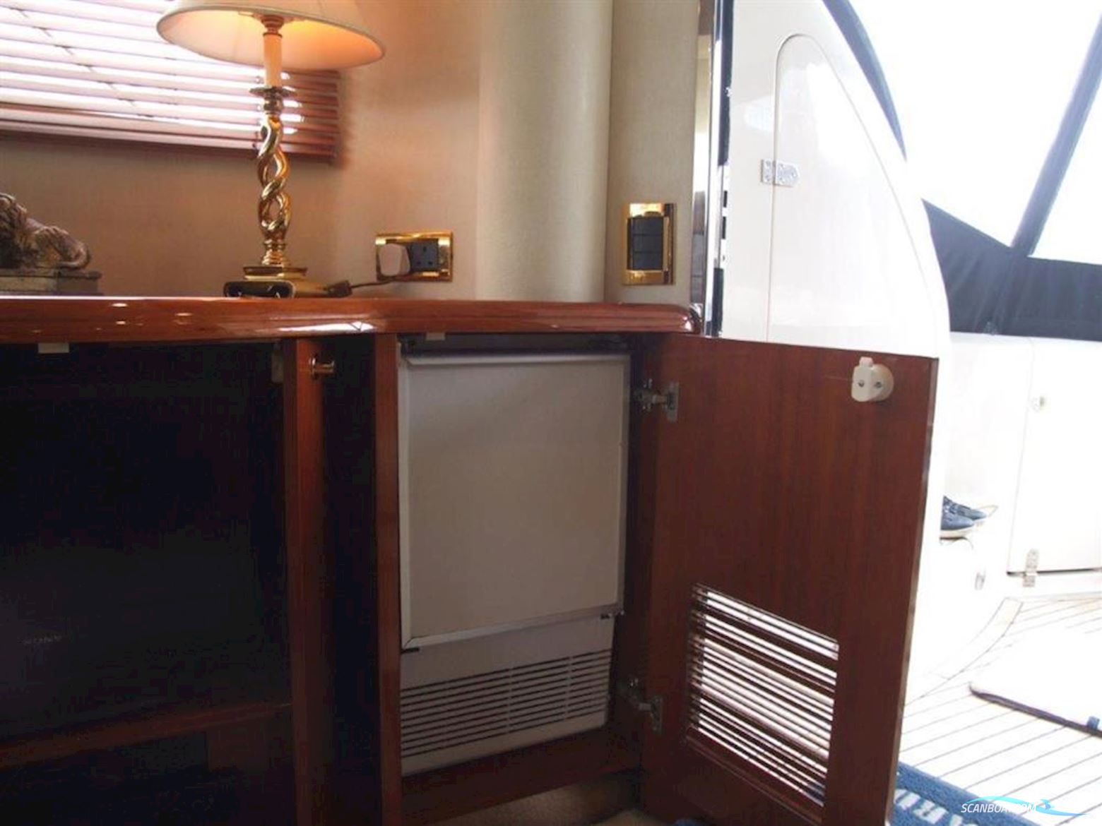 Fairline Squadron 55