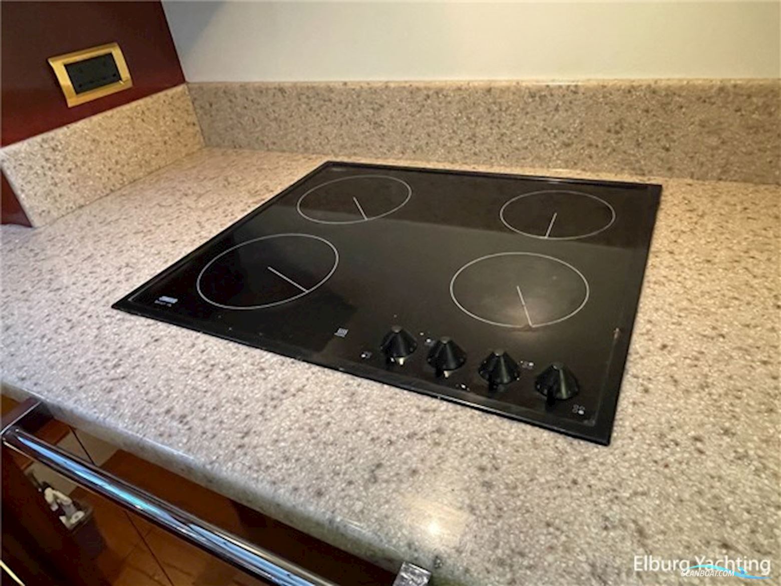 Fairline Squadron 55