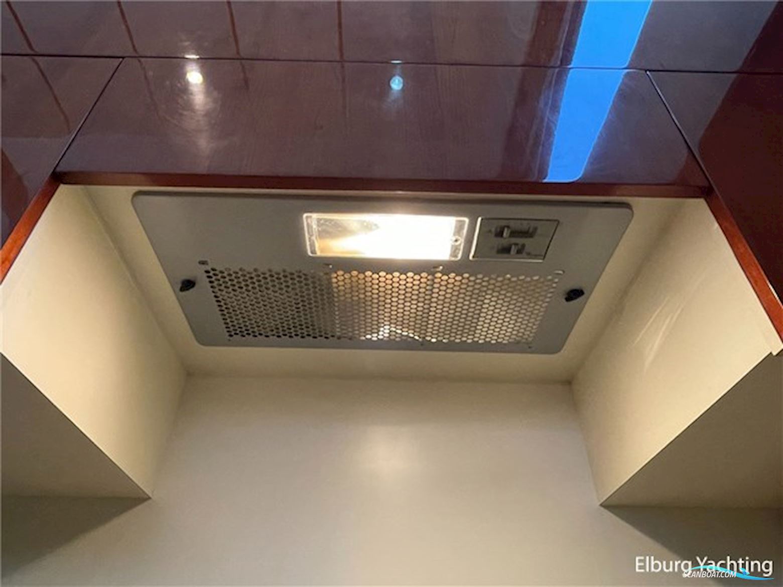 Fairline Squadron 55