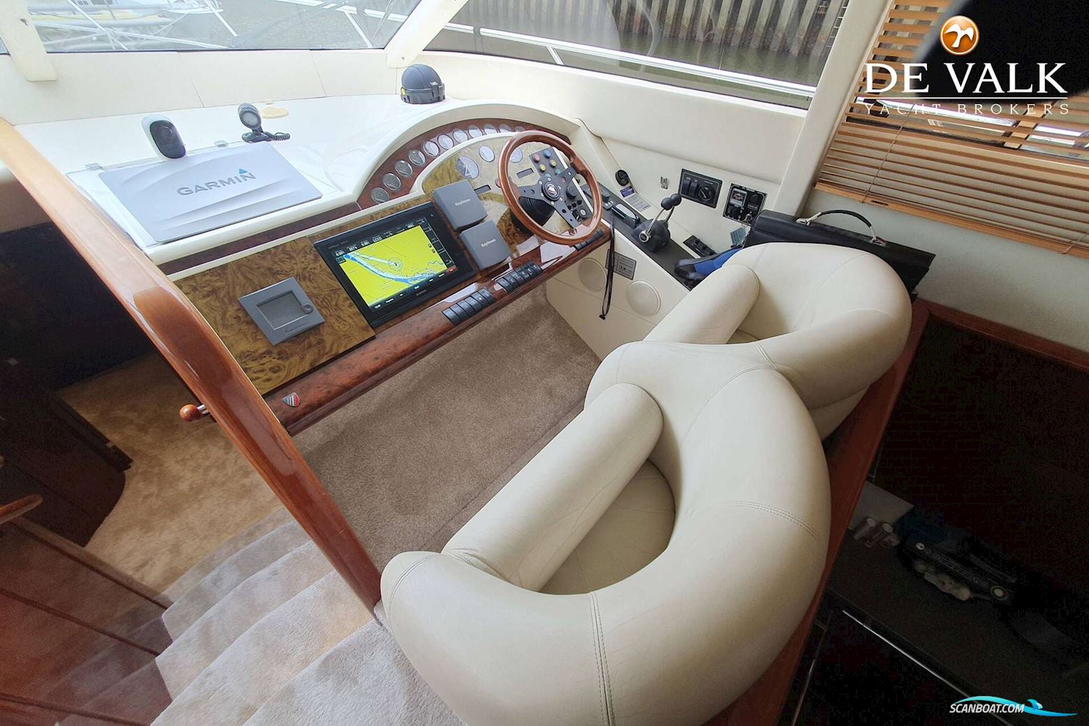 Fairline Squadron 55