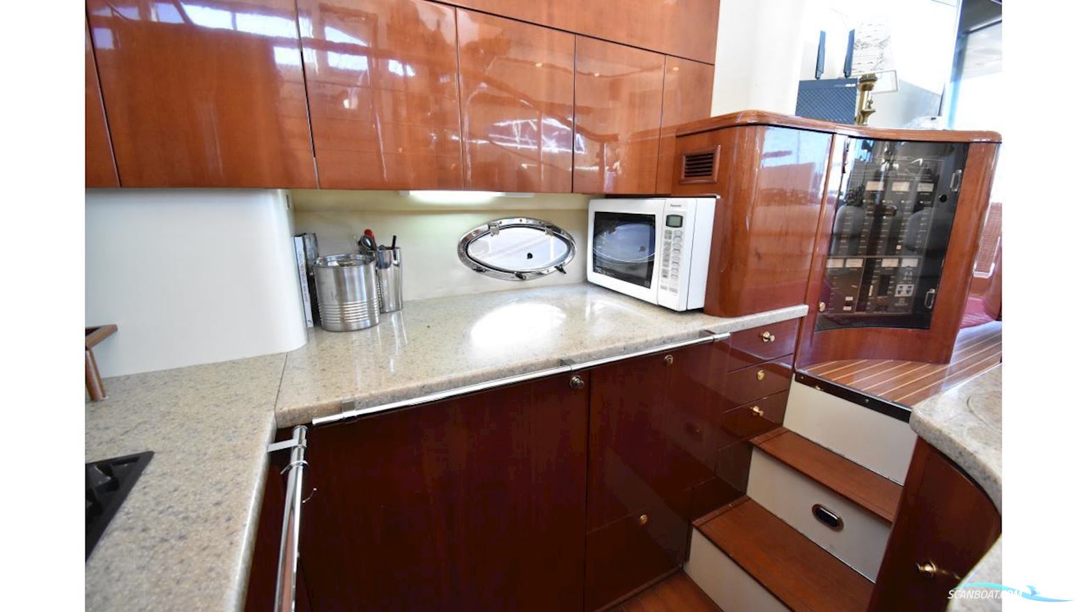 Fairline Squadron 55