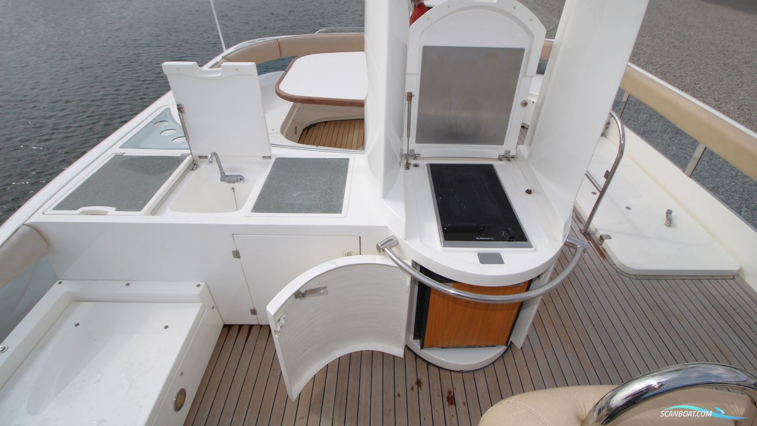 Fairline Squadron 58 