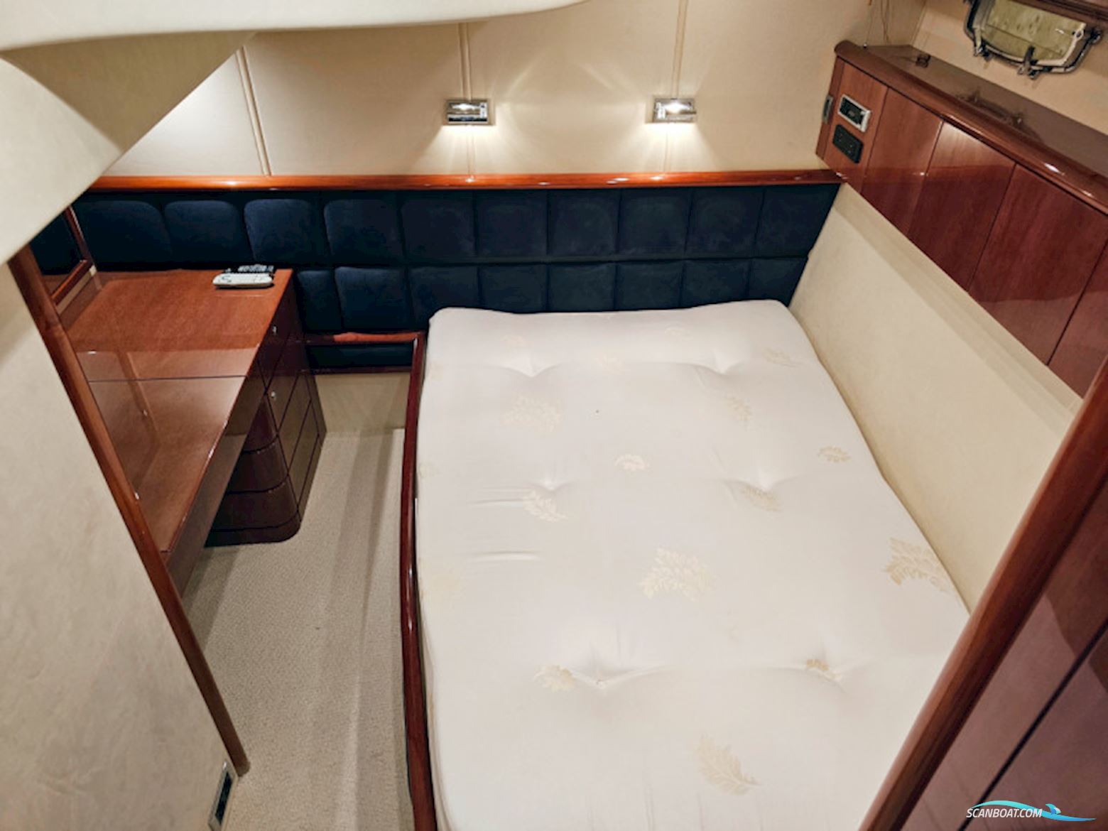 Fairline Squadron 58 Fly