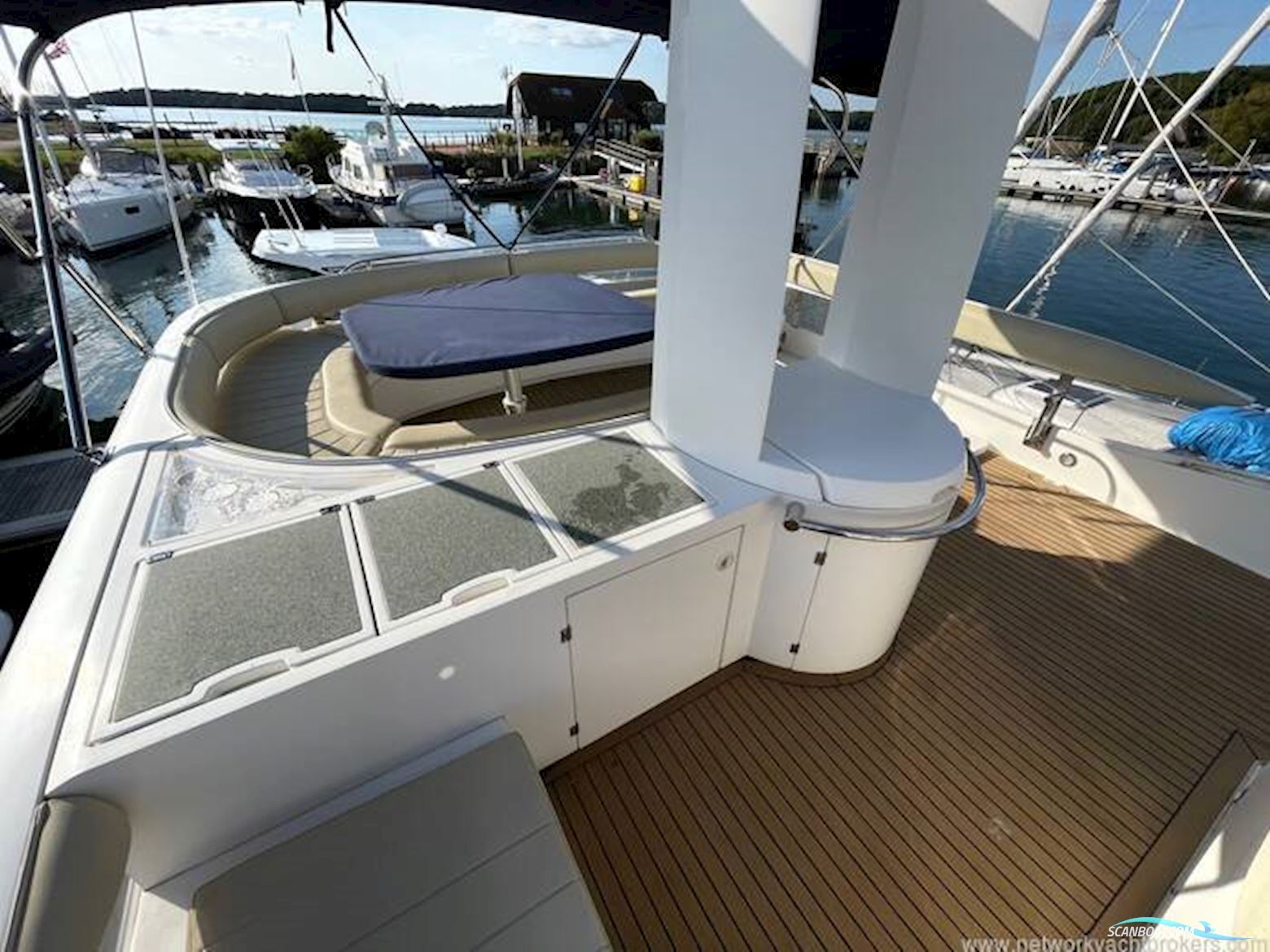 Fairline Squadron 58