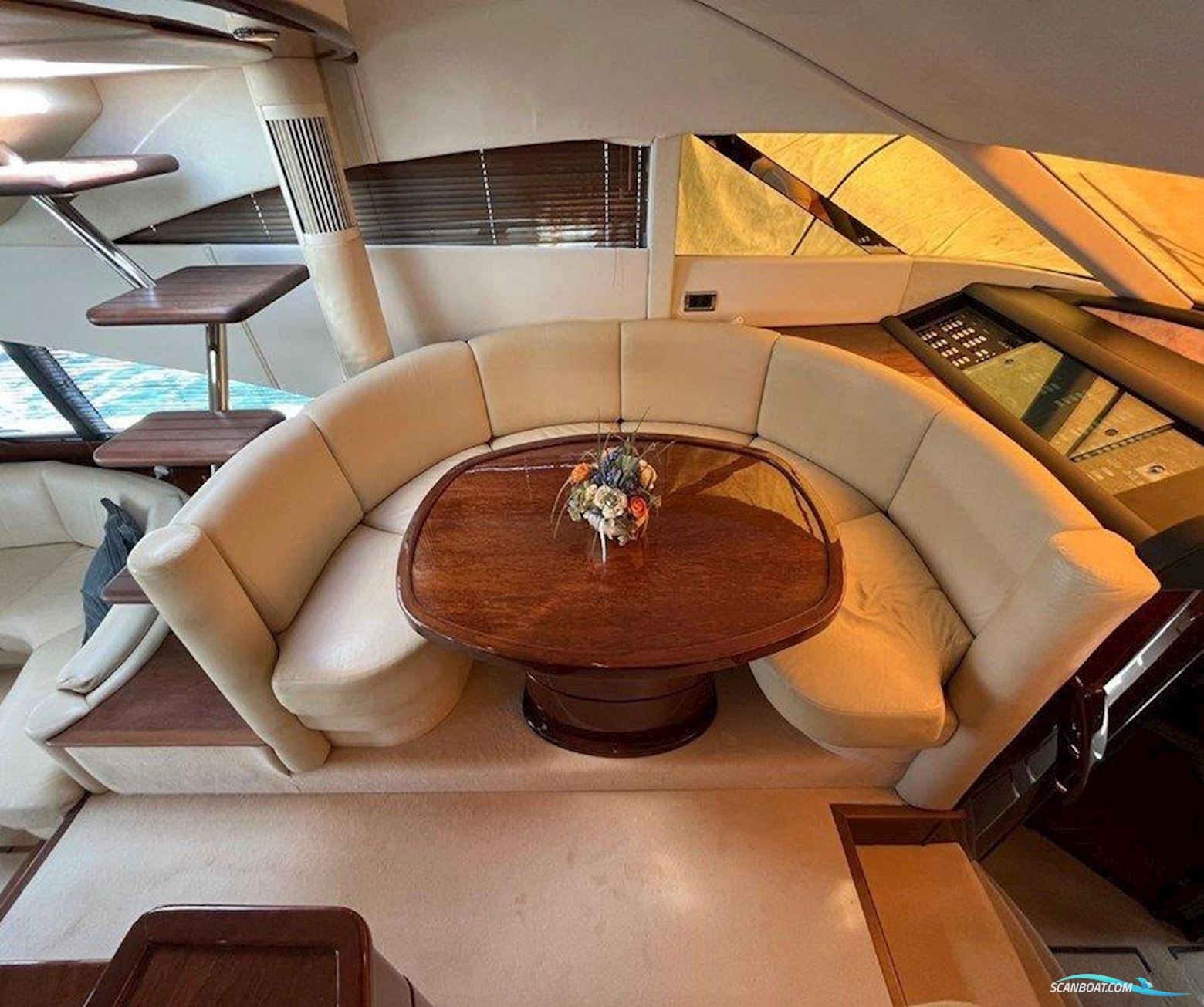 Fairline Squadron 58