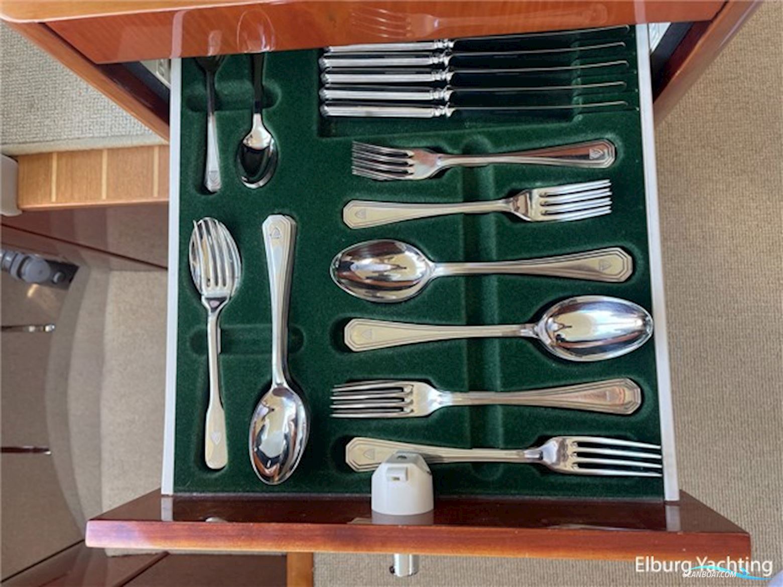 Fairline Squadron 58