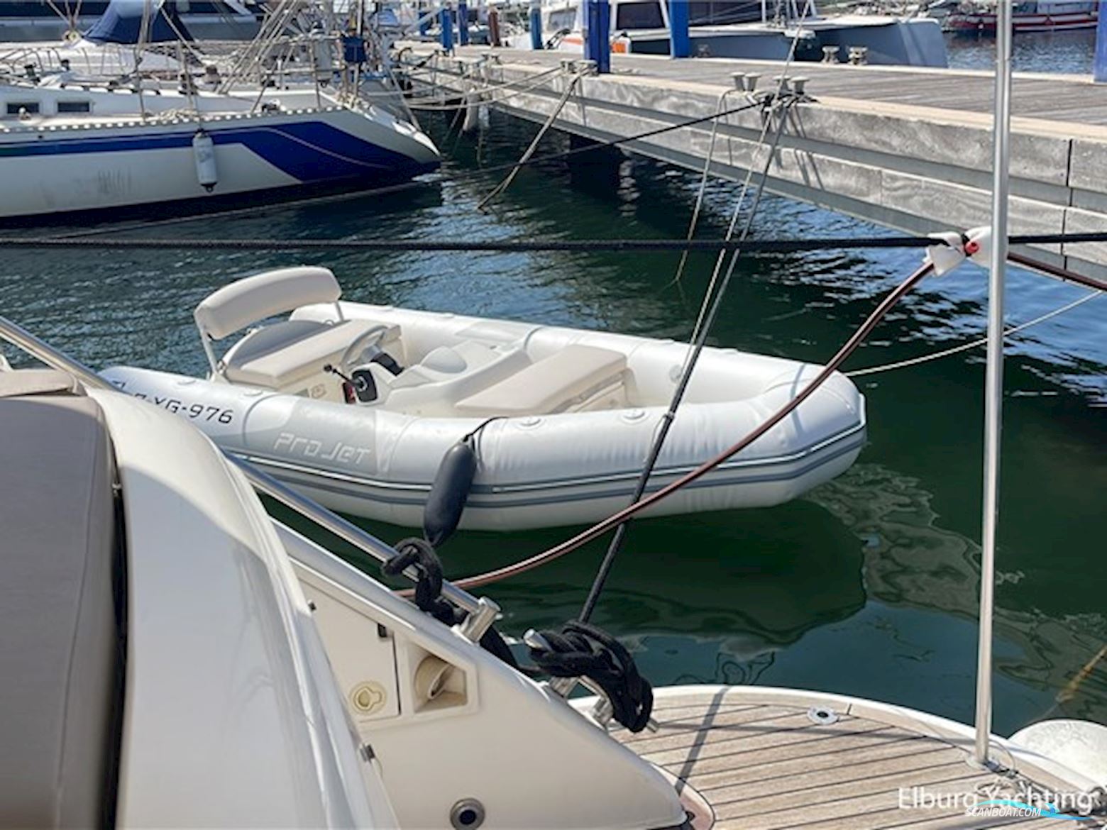 Fairline Squadron 58