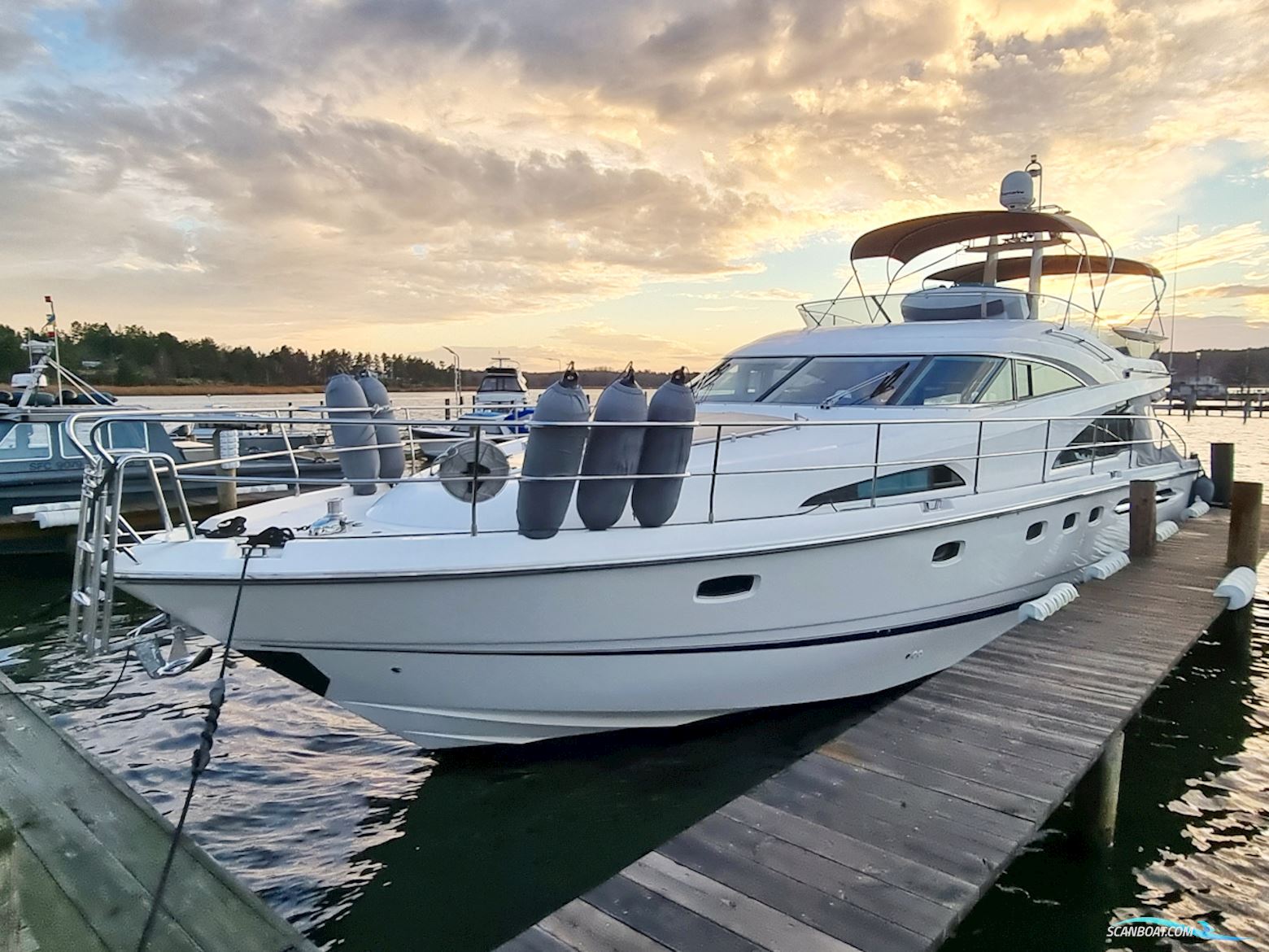 Fairline Squadron 58 Volvo Penta D12-715 Evc Motorboten 2005, met Volvo Penta D12-715 Evc motor, Sweden