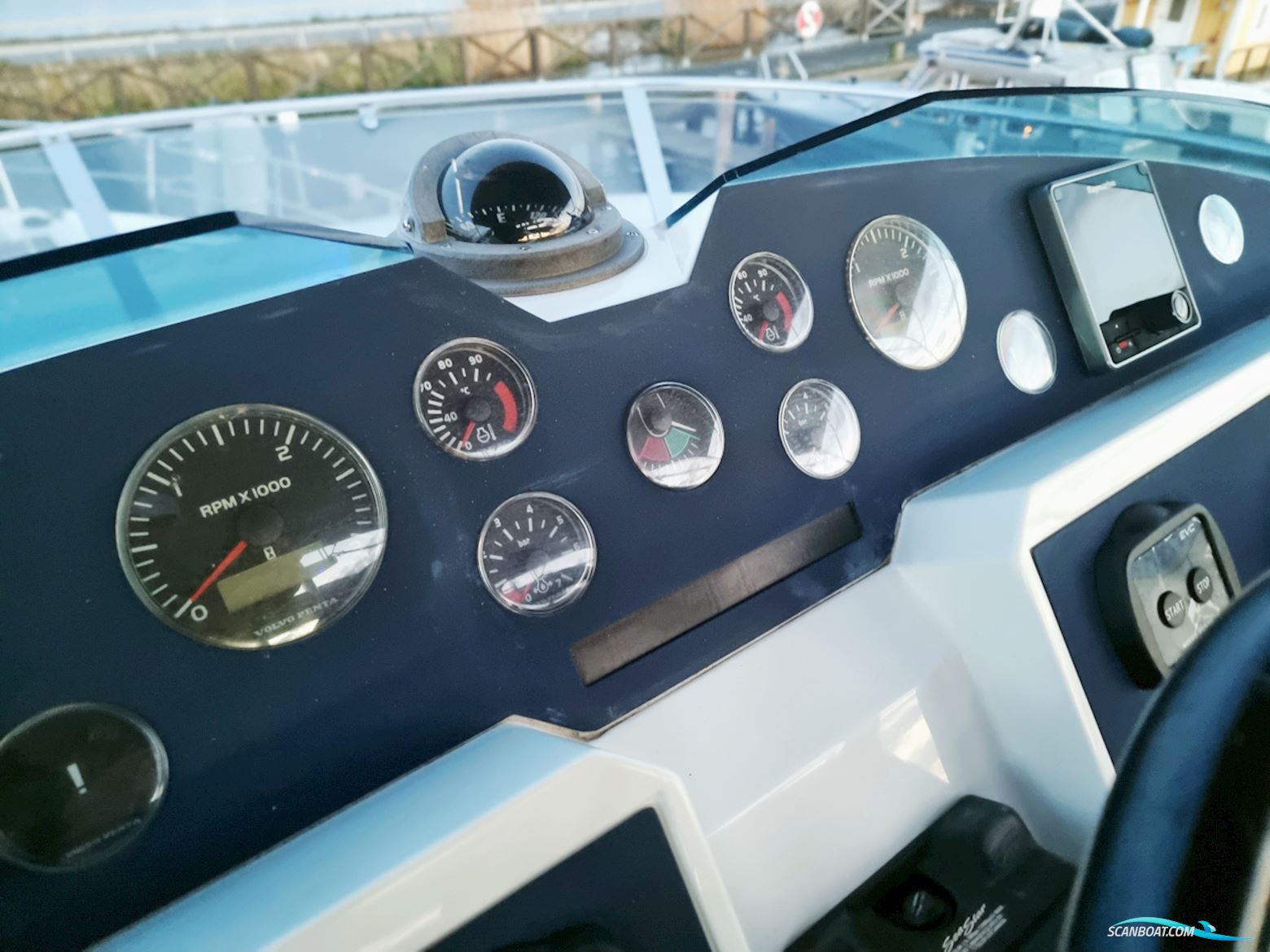 Fairline Squadron 58 Volvo Penta D12-715 EVC