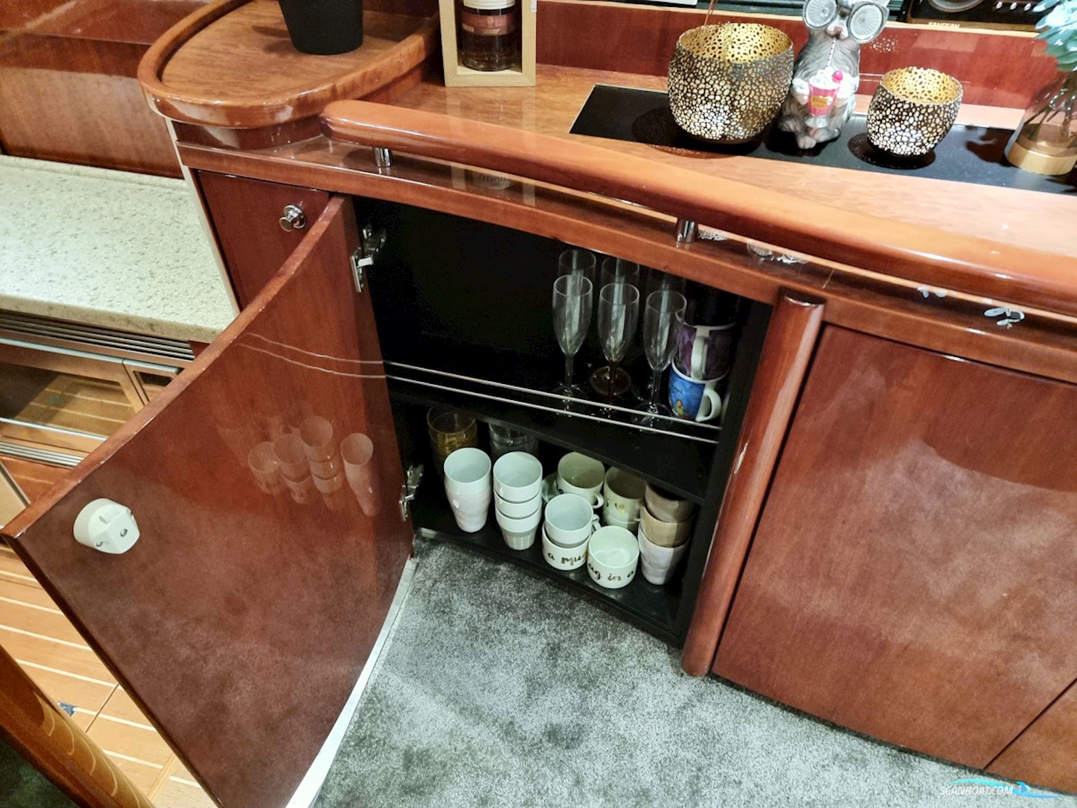 Fairline Squadron 58 Volvo Penta D12-715 EVC