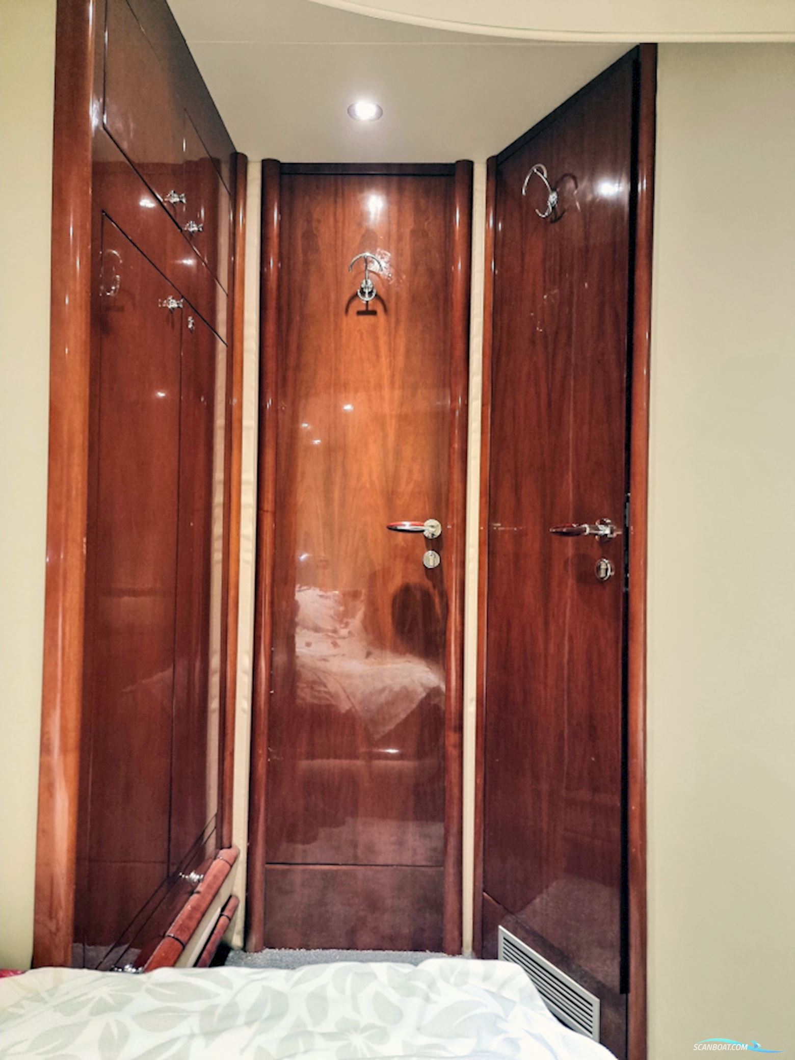 Fairline Squadron 58 Volvo Penta D12-715 EVC