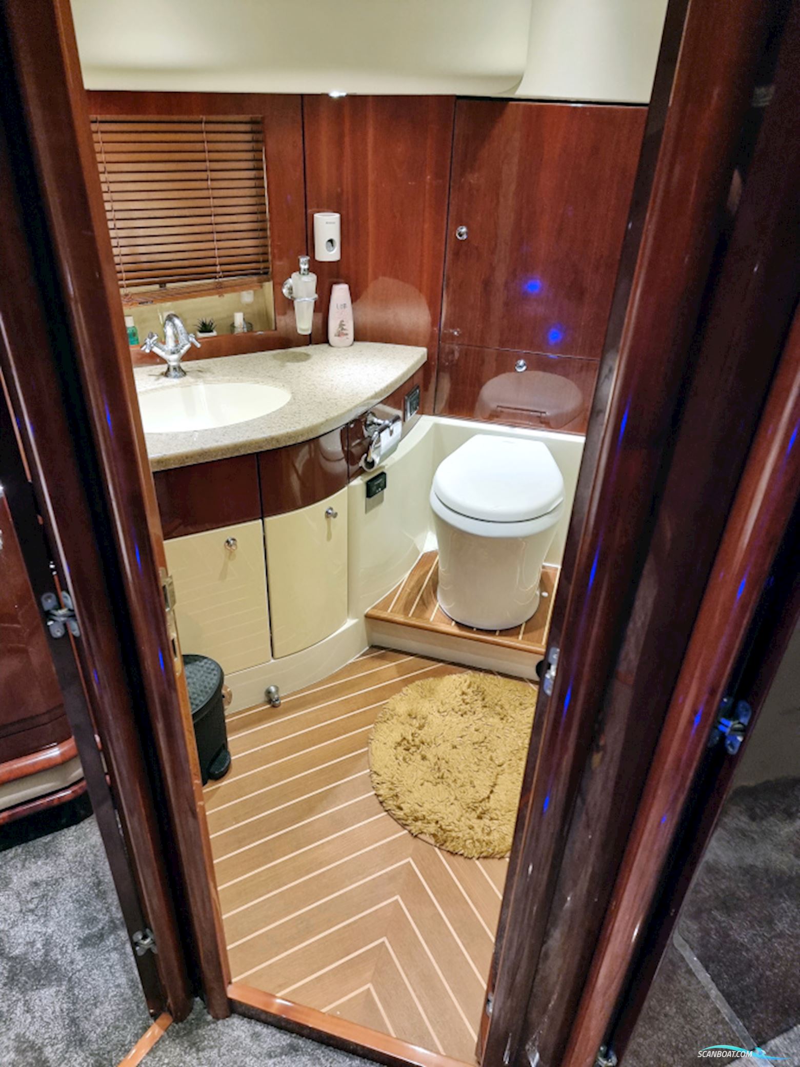 Fairline Squadron 58 Volvo Penta D12-715 Evc