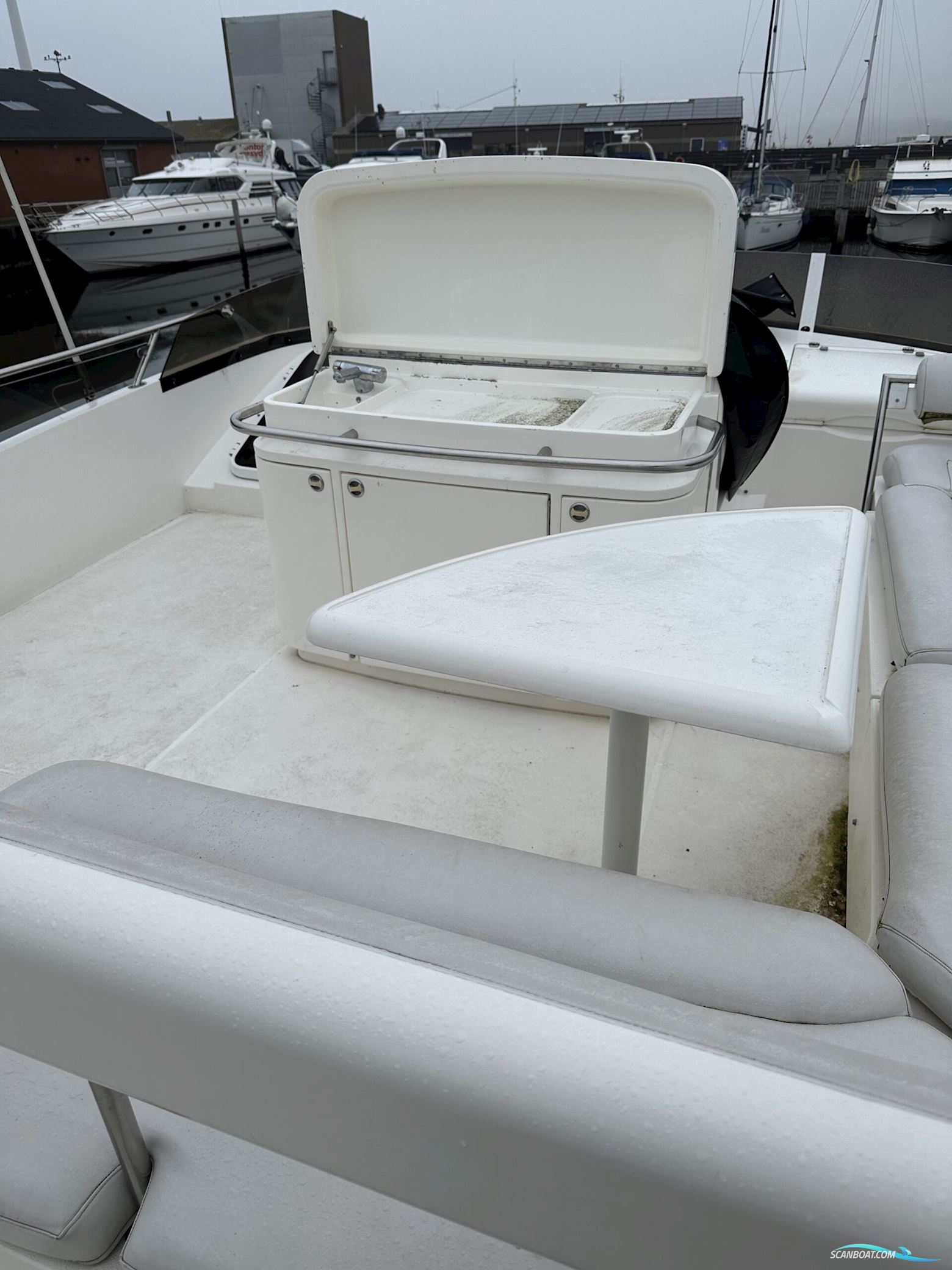 Fairline Squadron 59