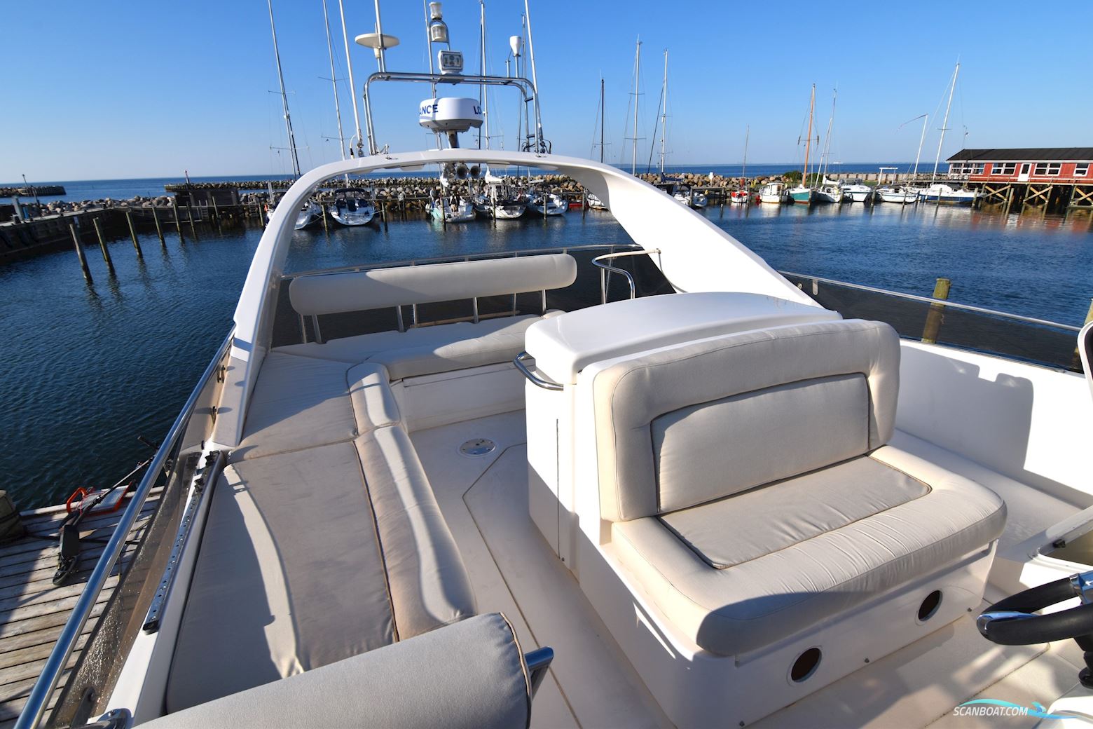 Fairline Squadron 59