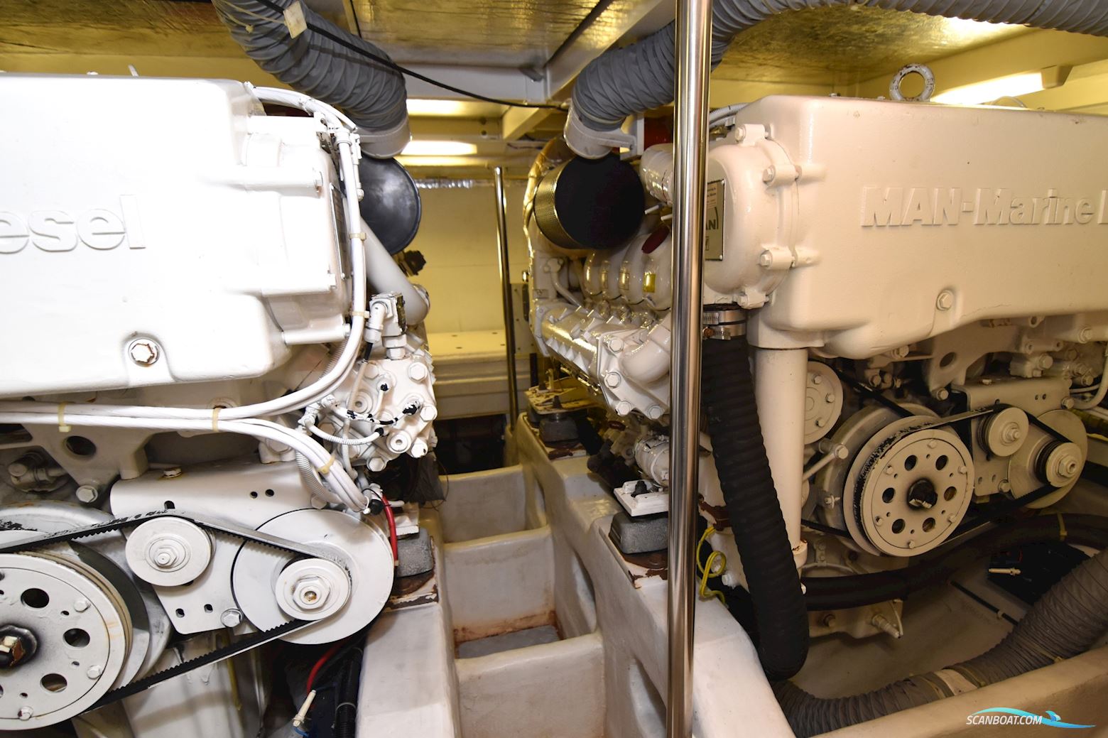 Fairline Squadron 59