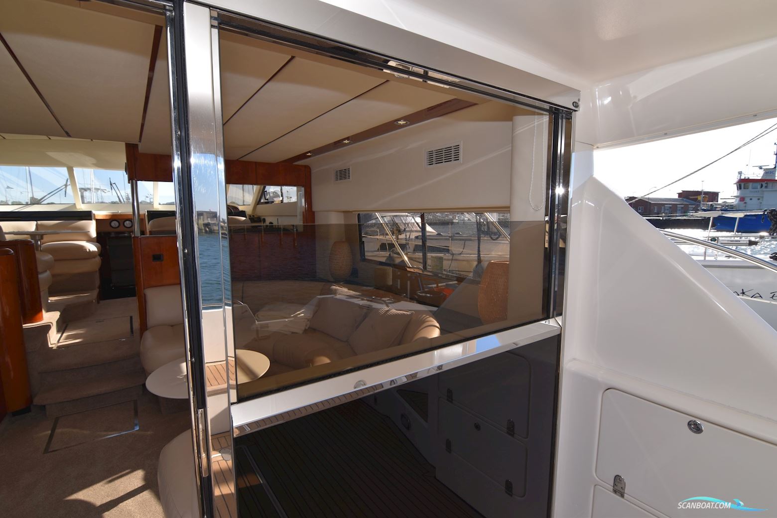 Fairline Squadron 59