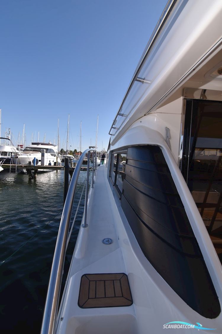 Fairline Squadron 59