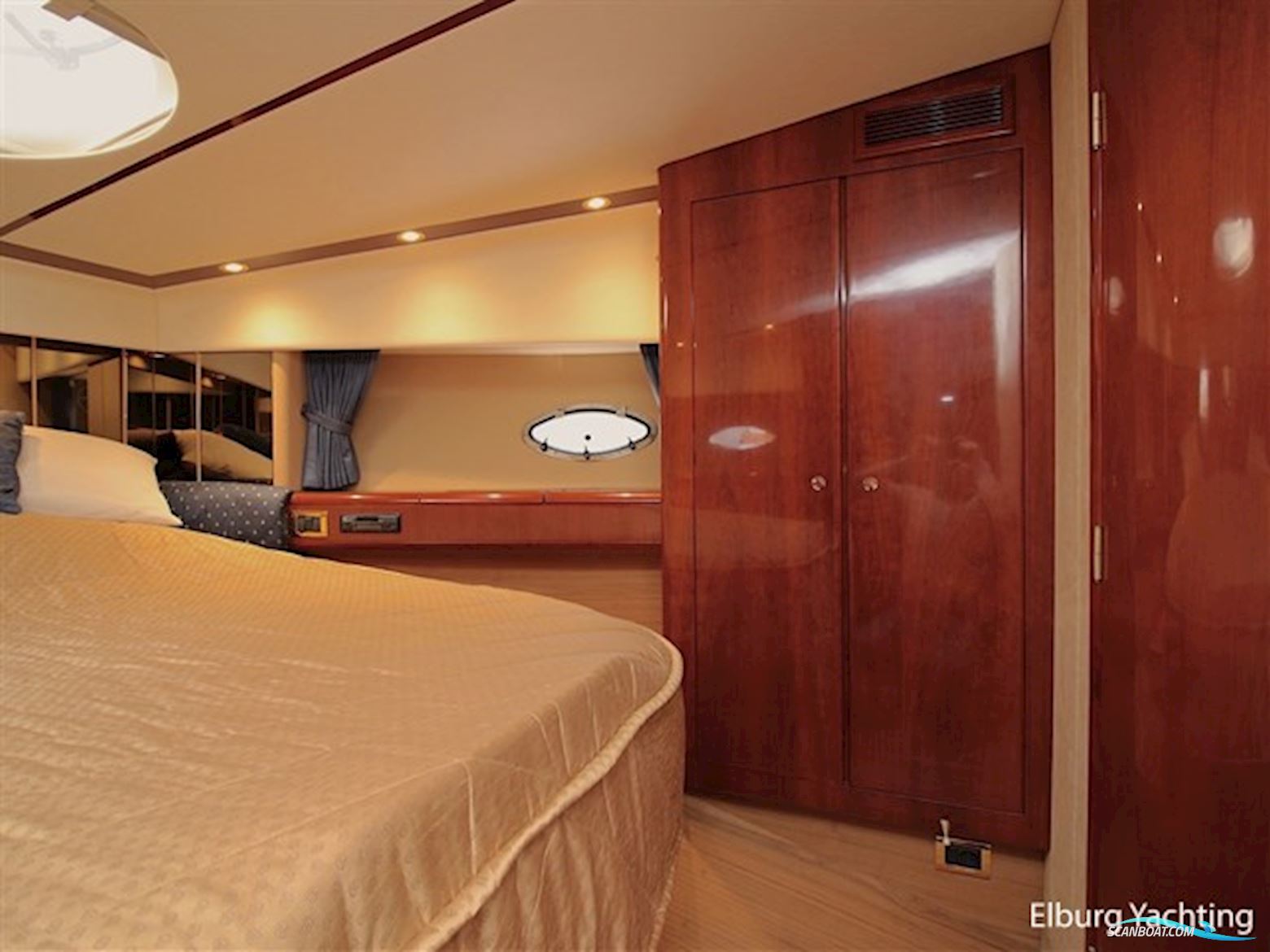 Fairline Squadron 59