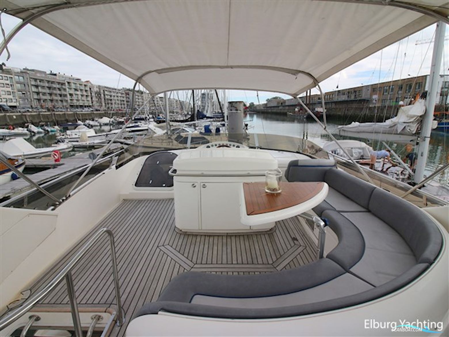 Fairline Squadron 59