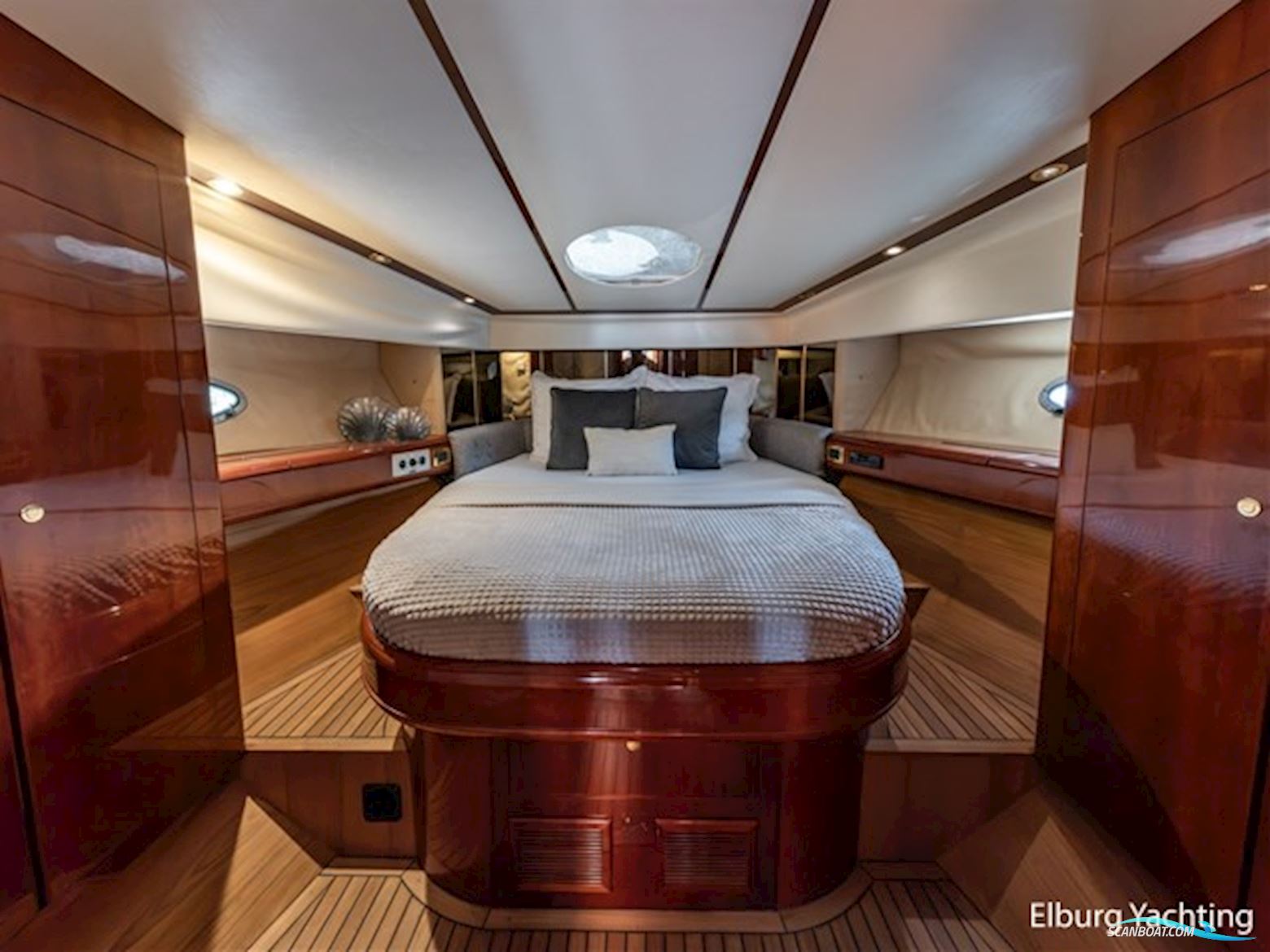 Fairline Squadron 59