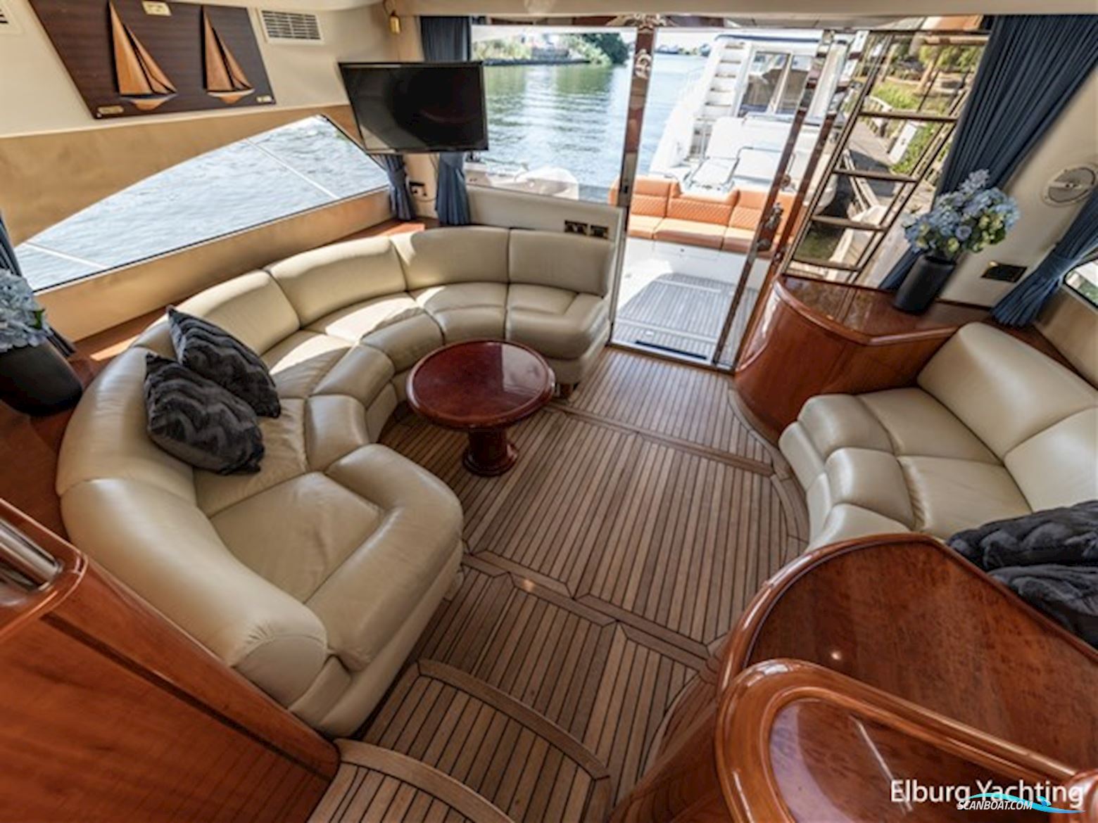 Fairline Squadron 59