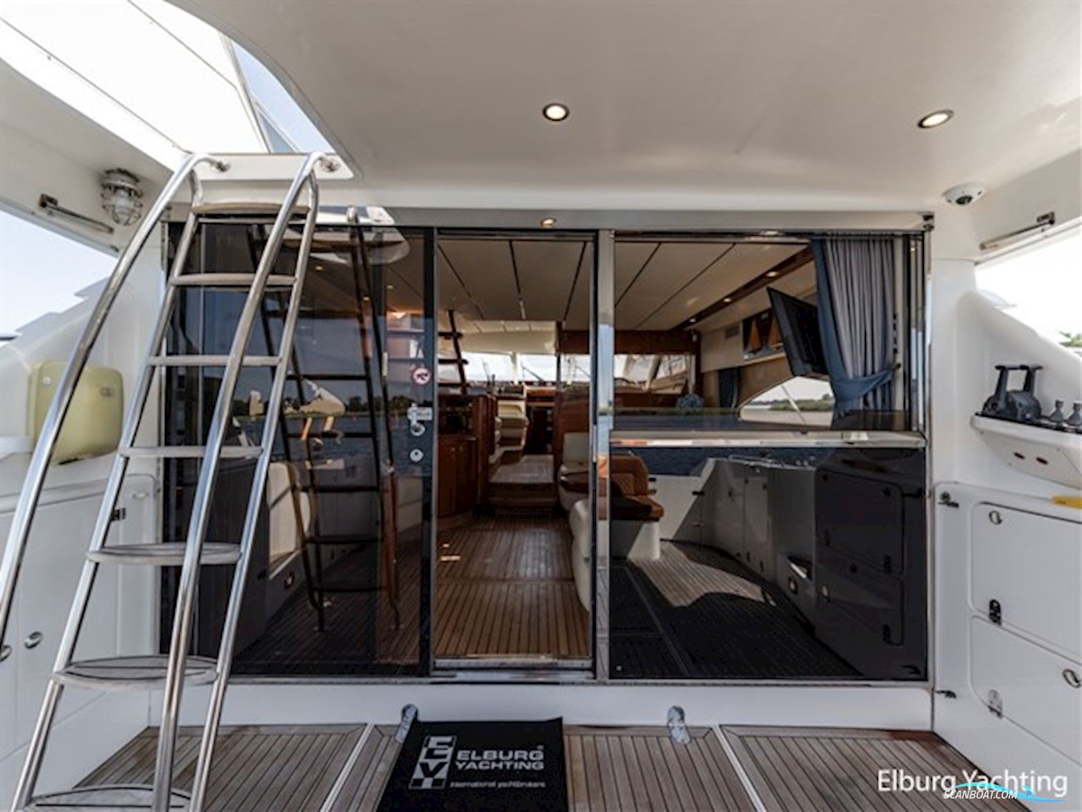 Fairline Squadron 59