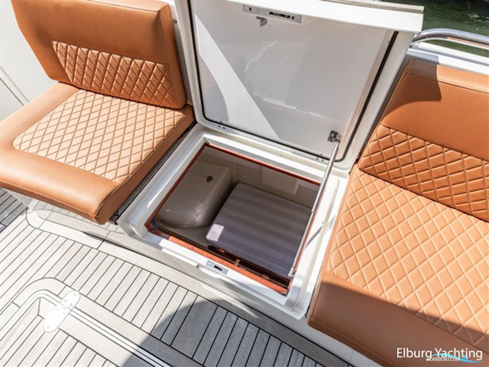 Fairline Squadron 59