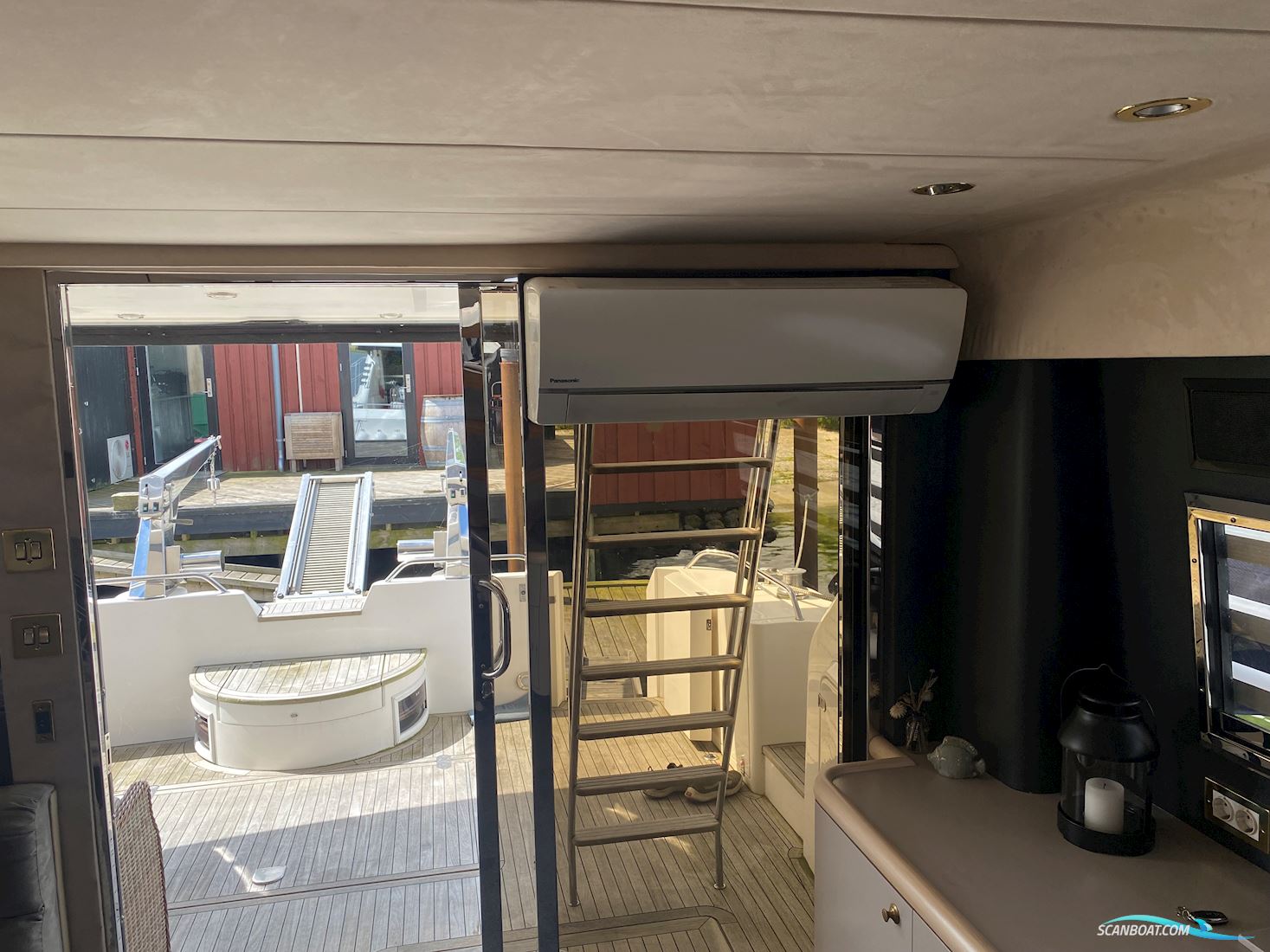 Fairline Squadron 65