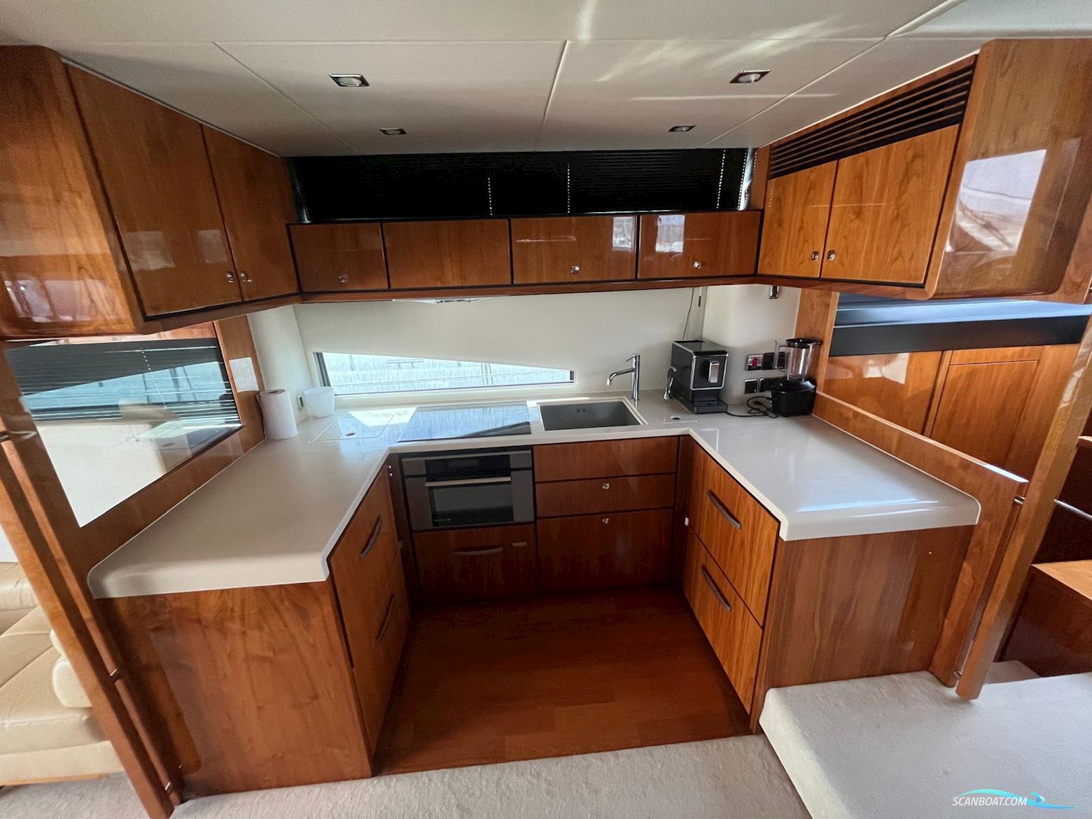 Fairline Squadron 65