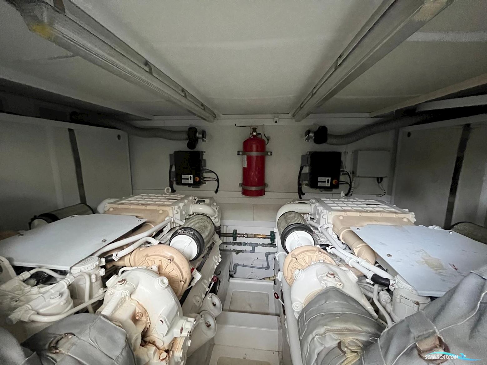 Fairline Squadron 65