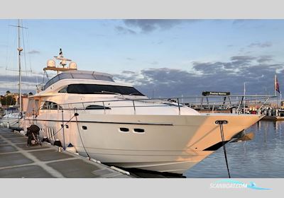 Fairline SQUADRON 68 Motorboten 2009, met 2x Caterpillar C32 1572HK Ca, 750h motor, Sweden