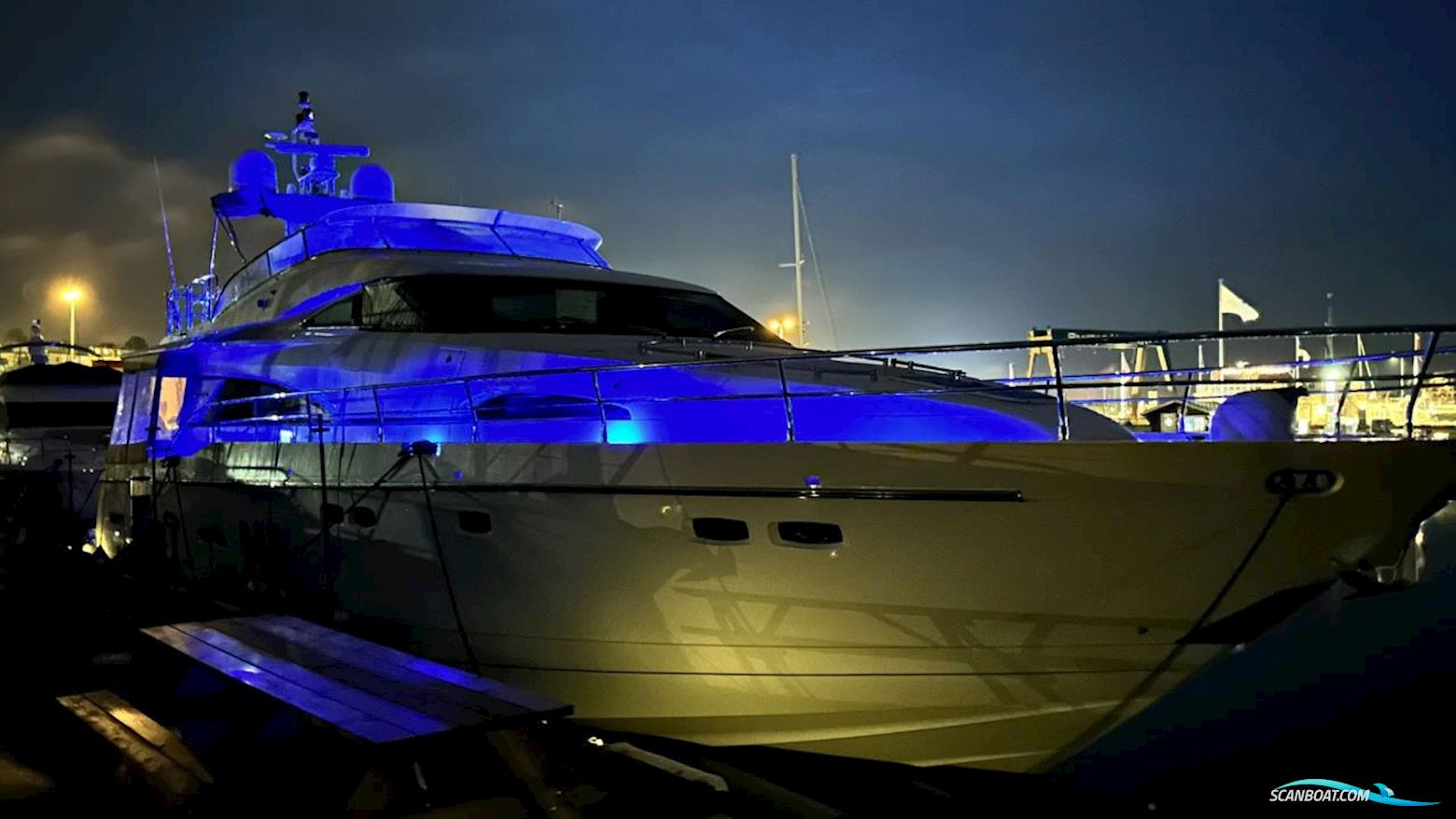 Fairline SQUADRON 68