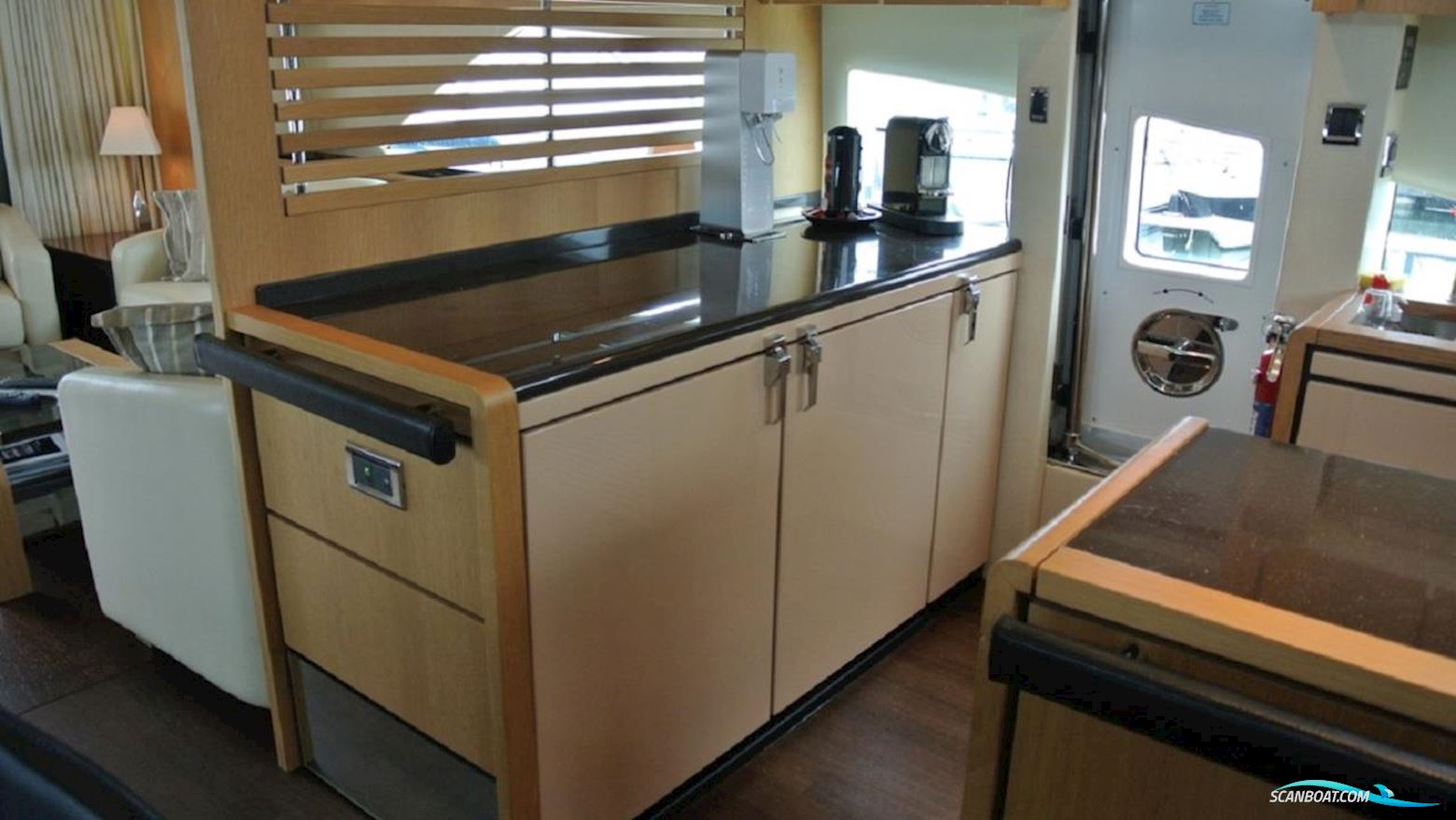 Fairline SQUADRON 68