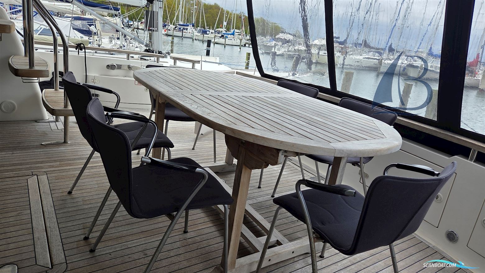 Fairline Squadron 68