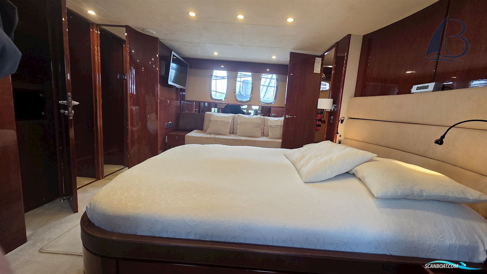 Fairline Squadron 68