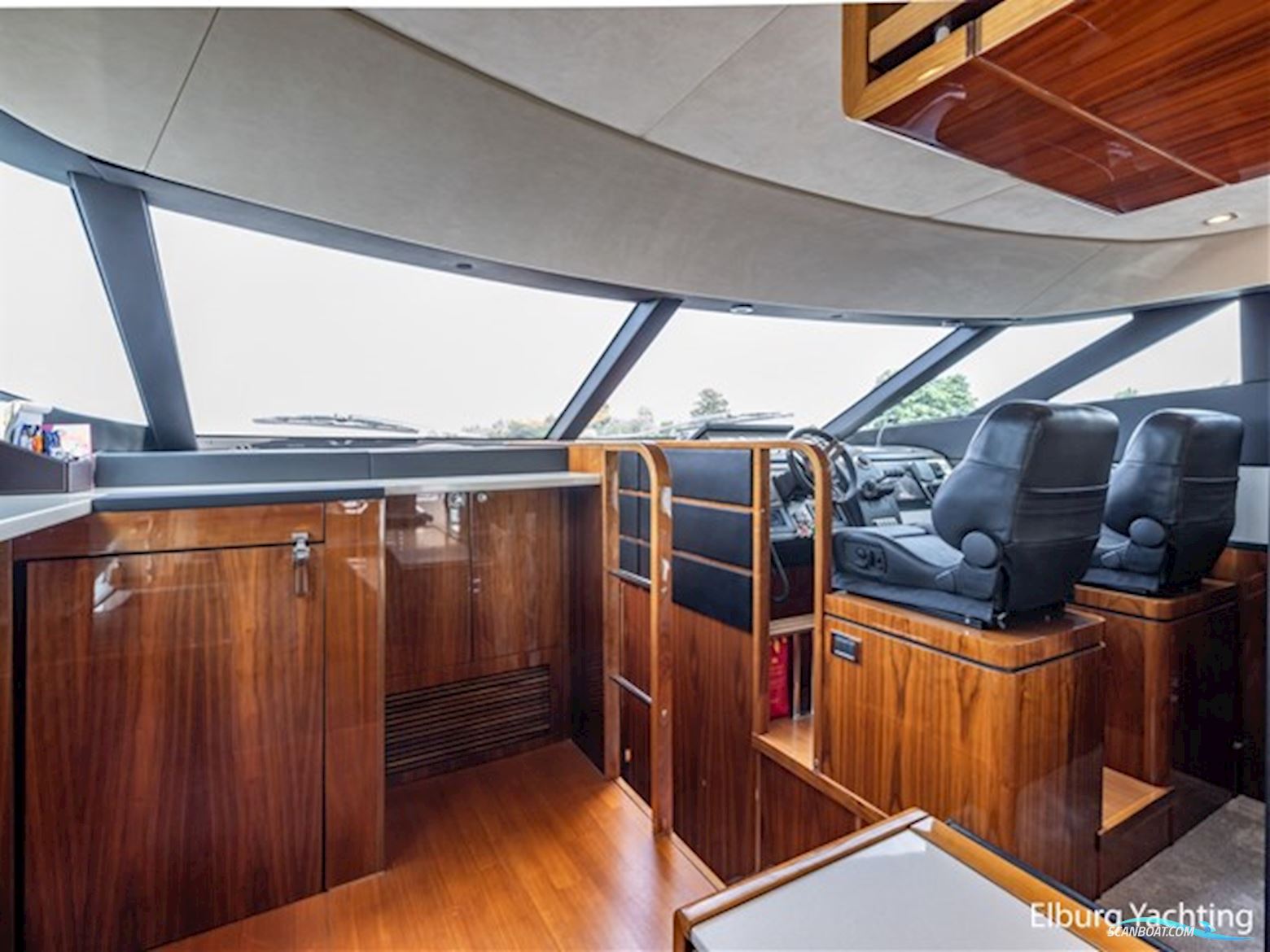 Fairline Squadron 70 - Cvo Certified