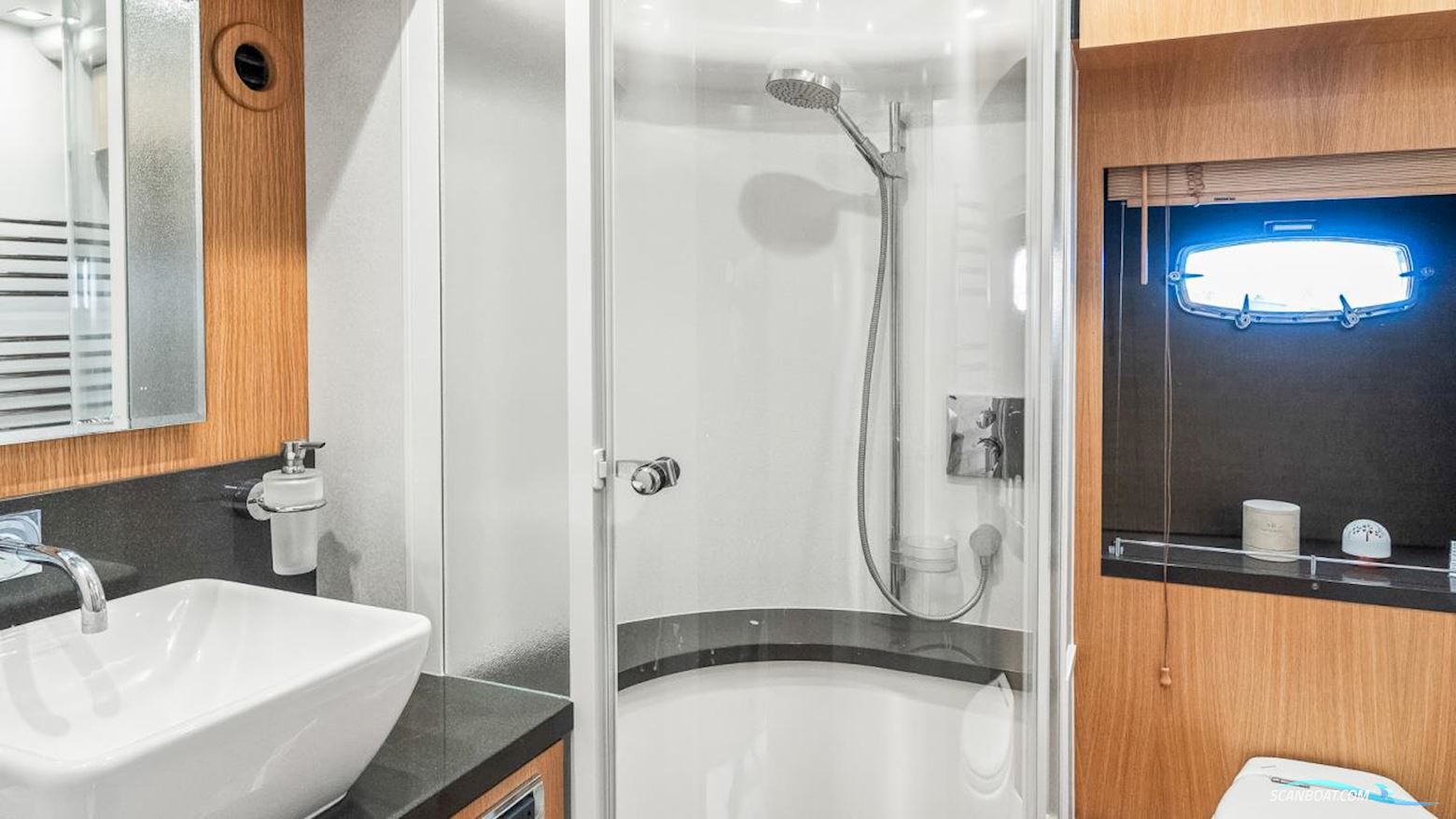 Fairline Squadron 78