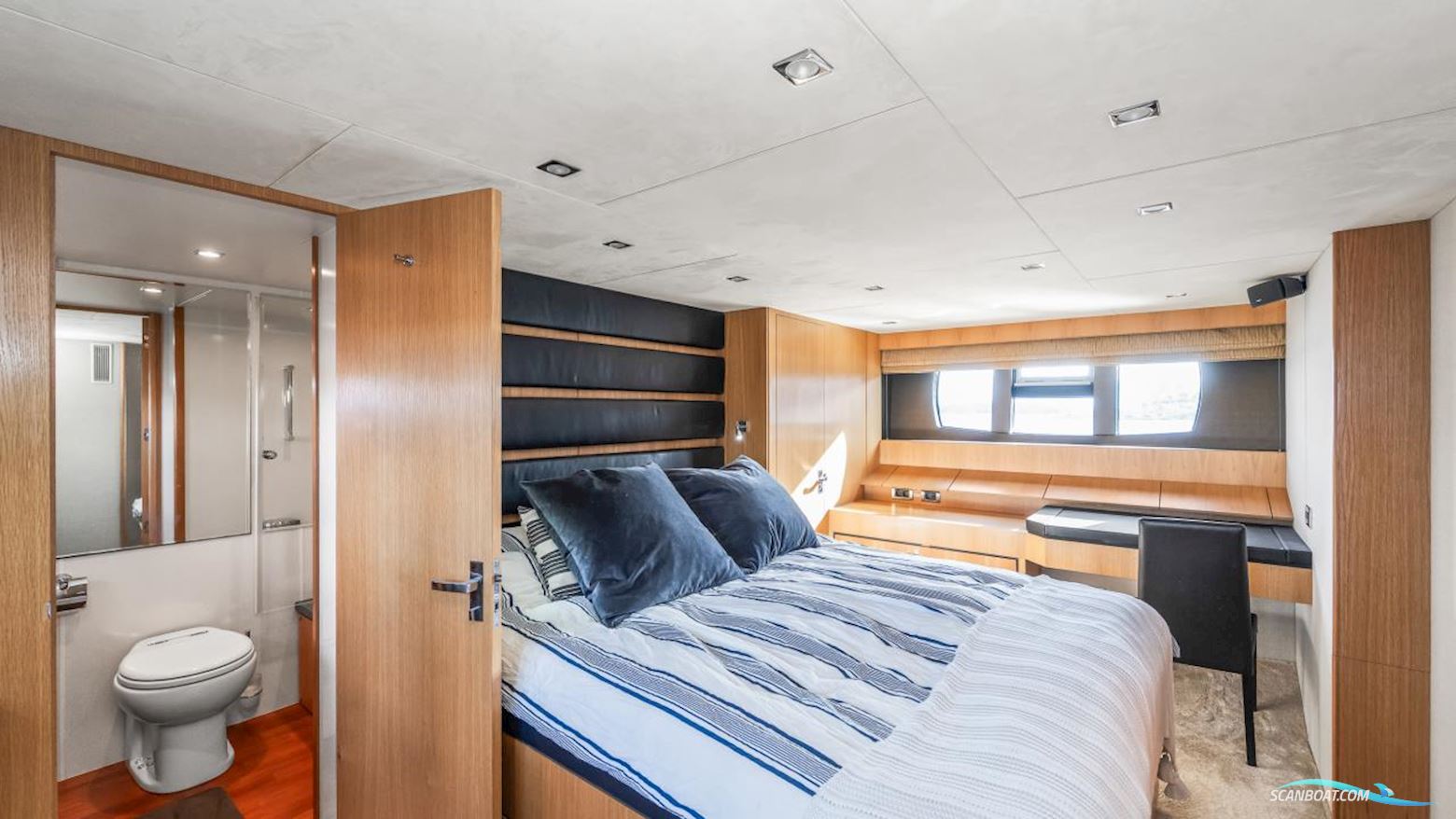 Fairline Squadron 78