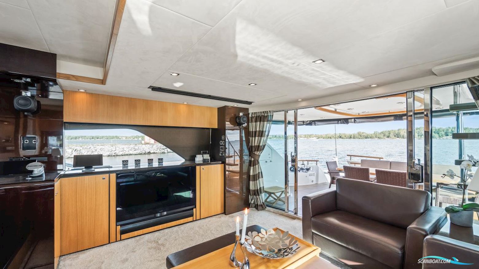 Fairline Squadron 78