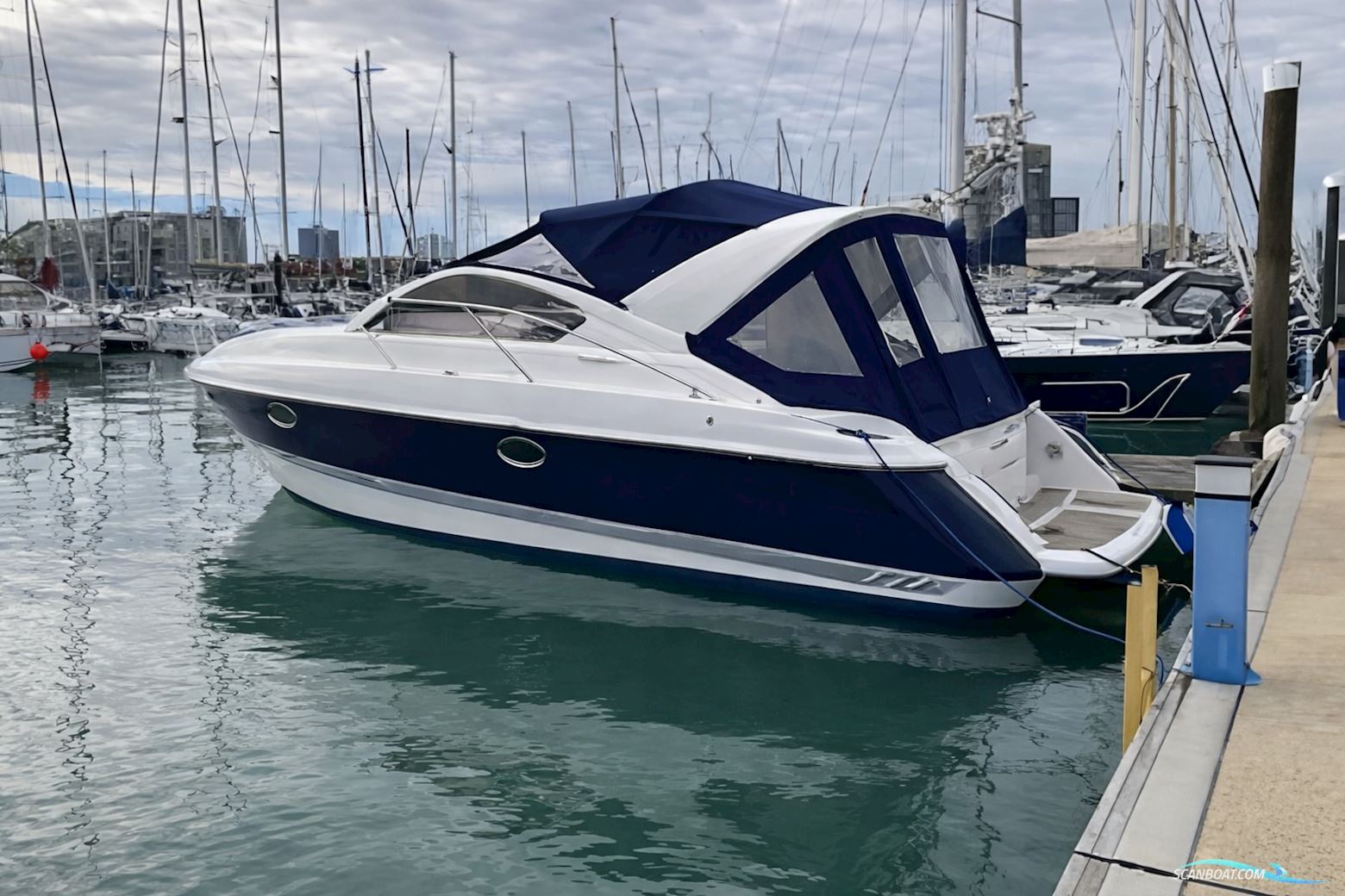 Fairline Targa 34 Motorboten 2004, met Volvo motor, United Kingdom