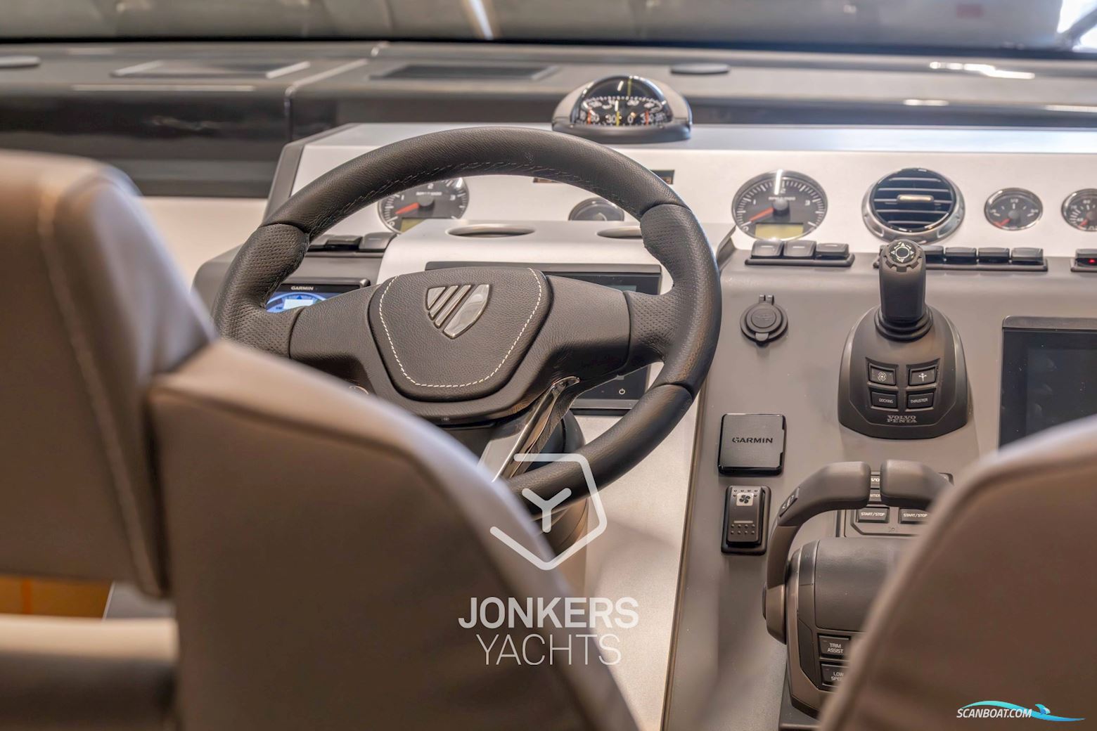 Fairline Targa 45 GT- MODEL 2025 WITH OAK SATIN TIMBER