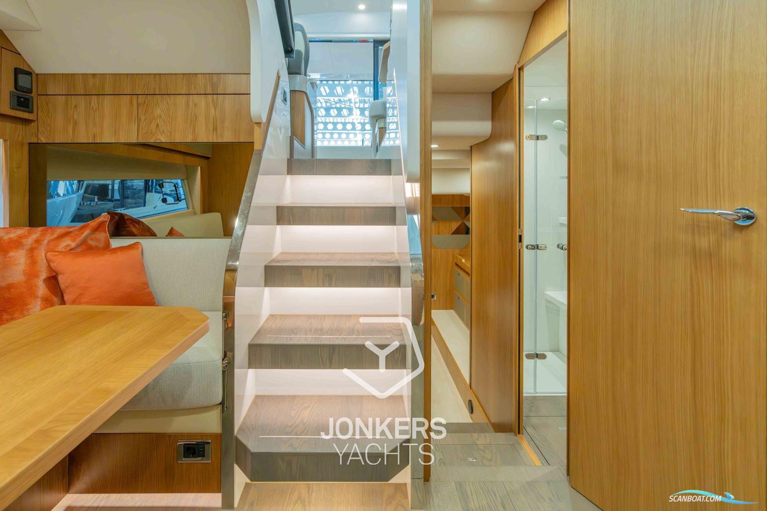 Fairline Targa 45 GT- MODEL 2025 WITH OAK SATIN TIMBER